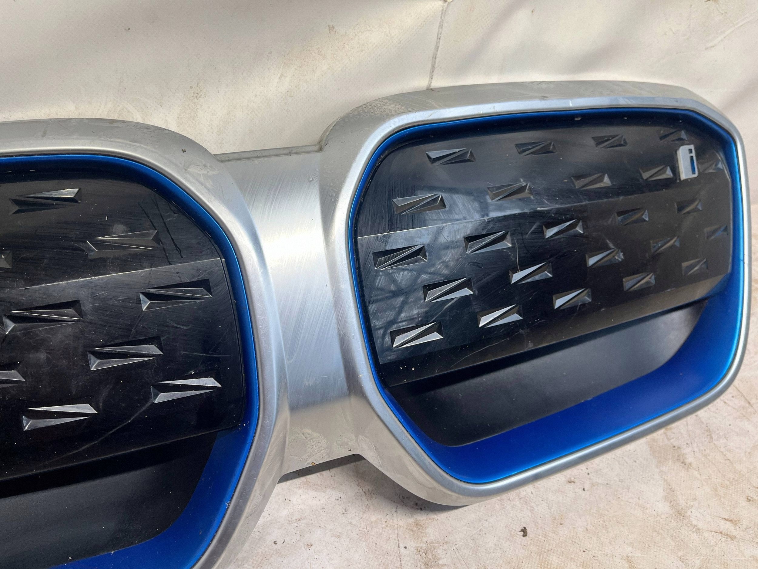 grill front BMW IX3 G08 9881798 @M