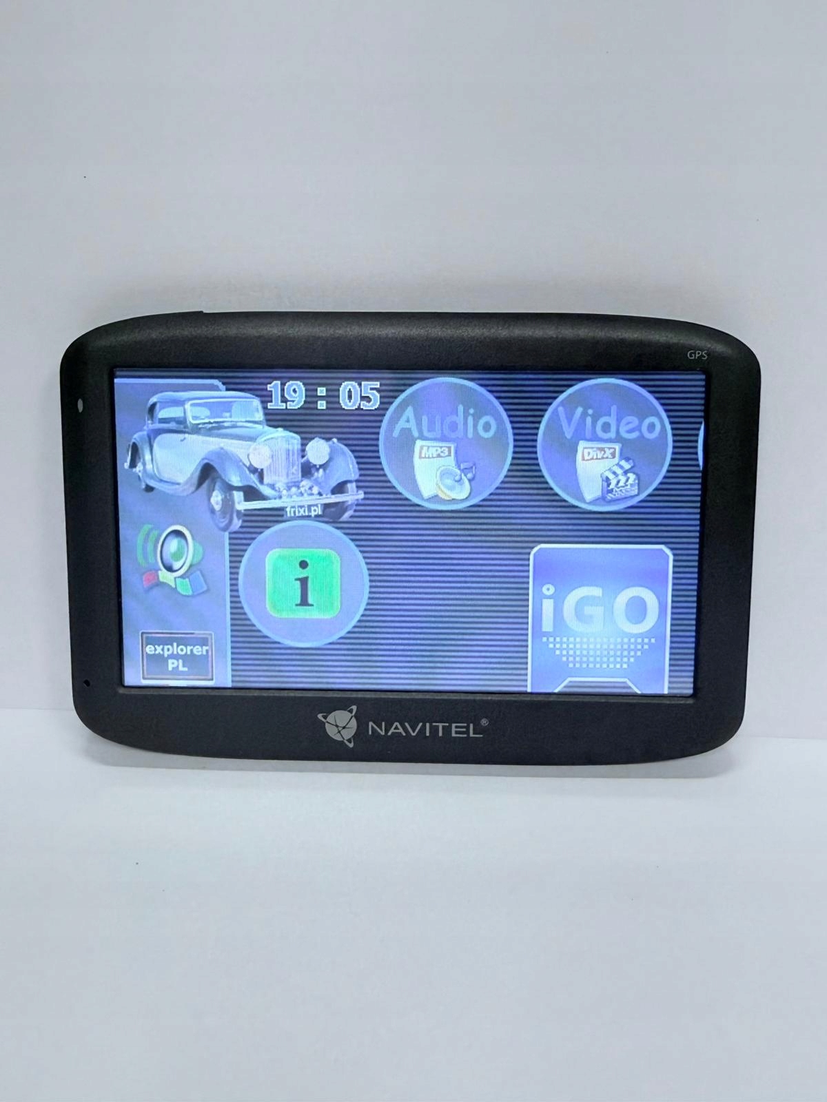 Nawigacja NAVITEL E100 5 