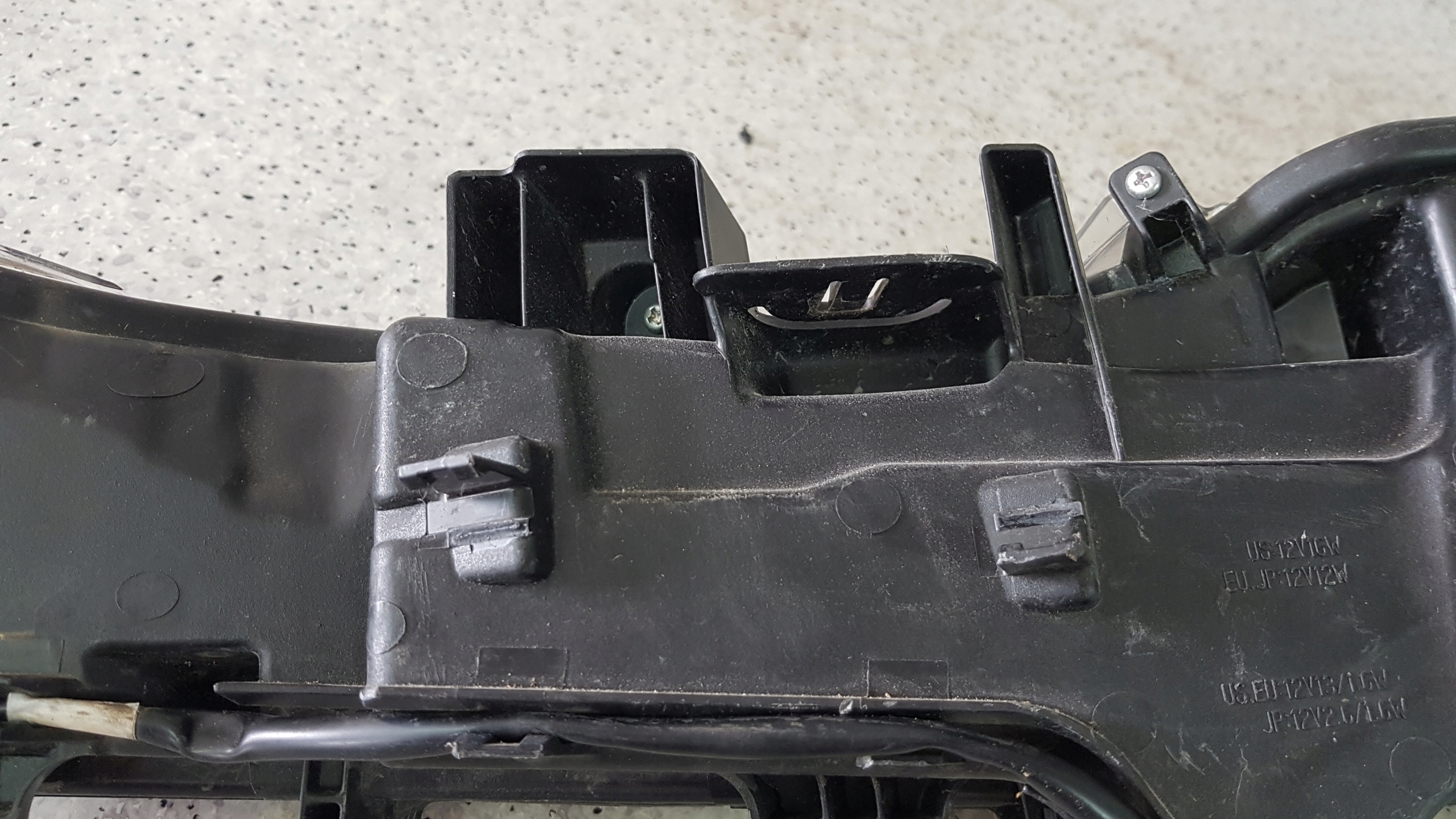 LEXUS NX 2014 - left fog light LED DRL 2711
