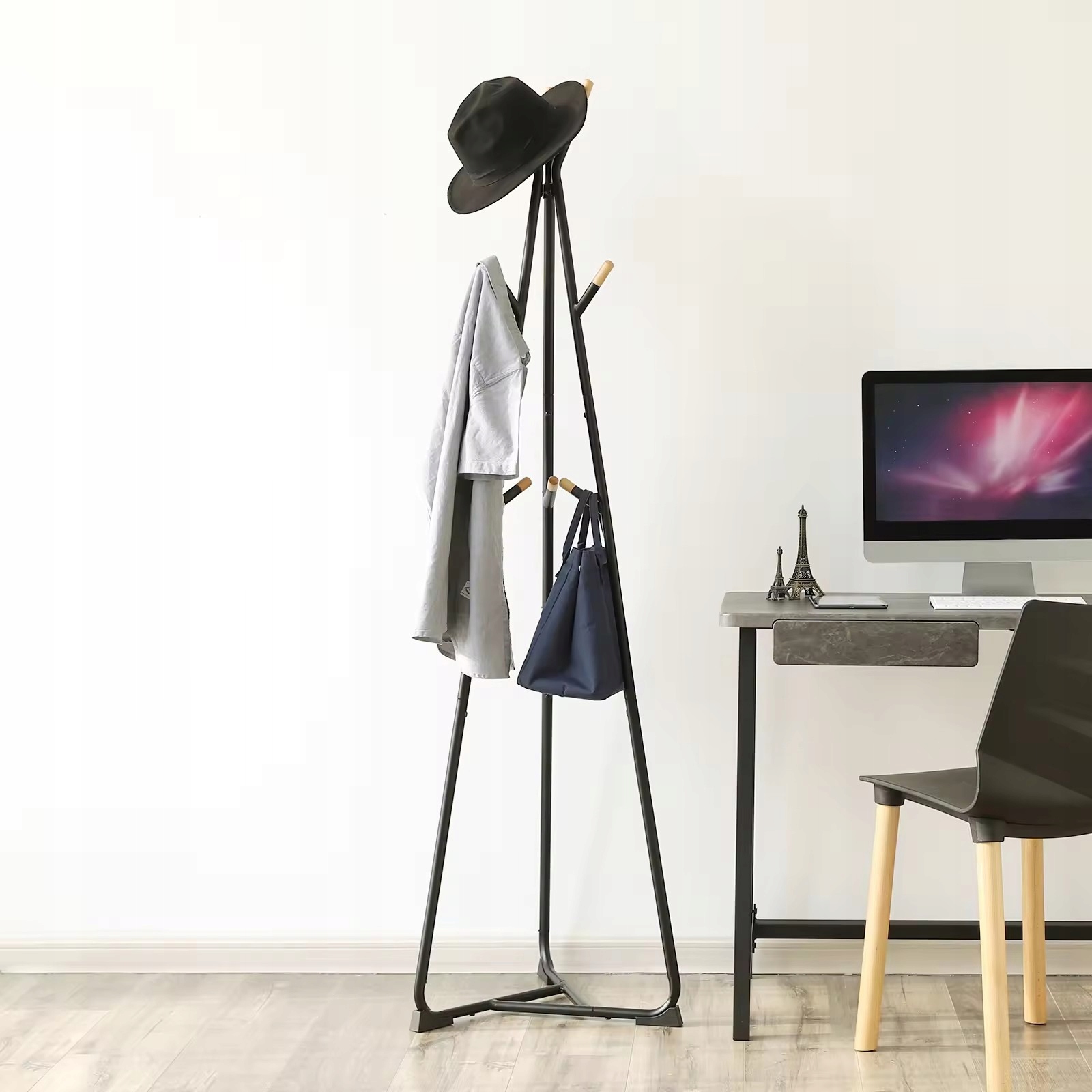 WIESZAK STOJĄCY NA UBRANIA CIUCHY STOJAK PODŁOGOWY GARDEROBA LOFT 172 CM Marka Severno