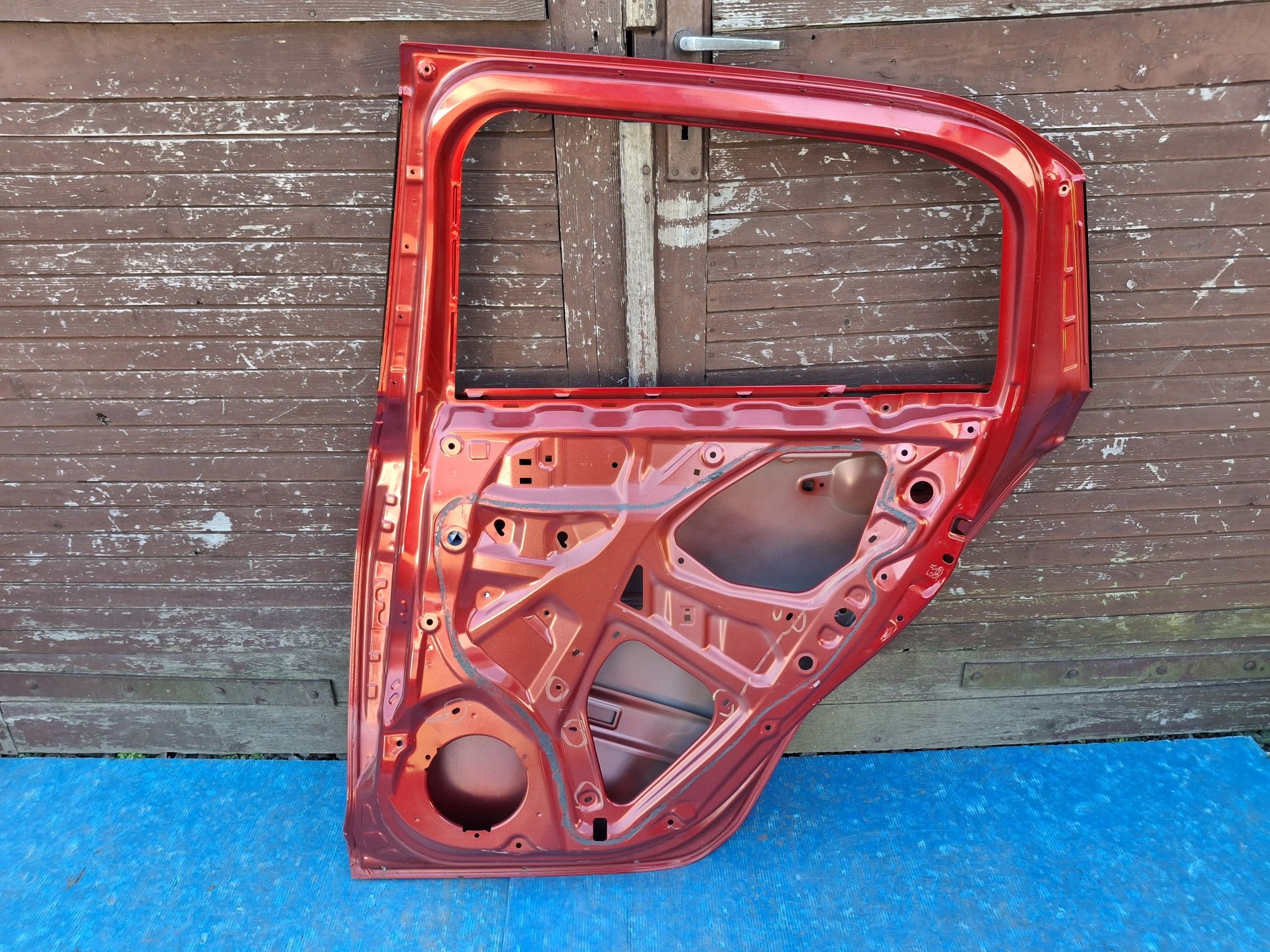 door right rear. SUZUKI SWIFT MK9 2024R->