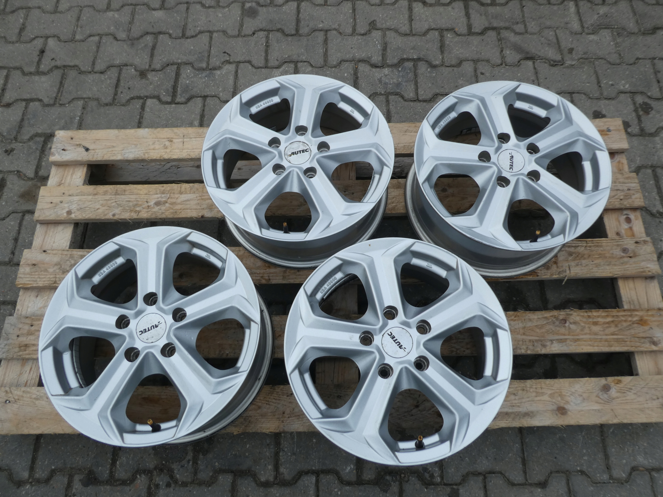 4X discs aluminium disc VW T5 T6 KBA 48808 5X120