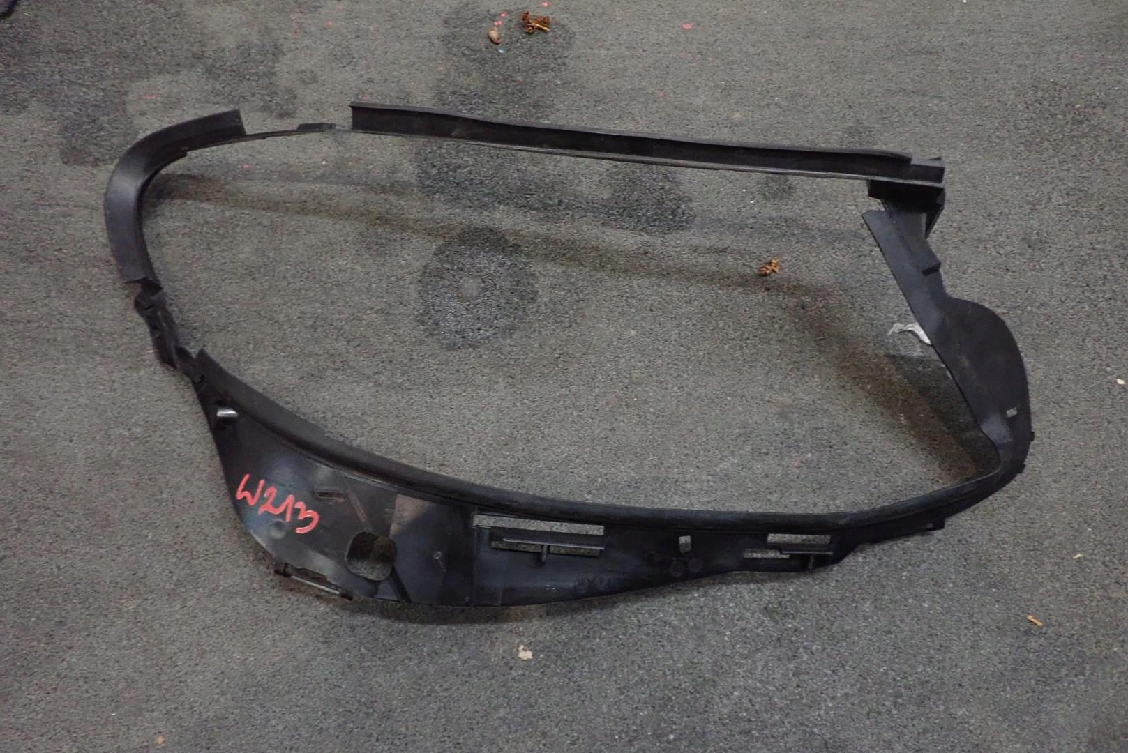 gasket frame lights prawej MERCEDES E-KLASA W213 A213 2016