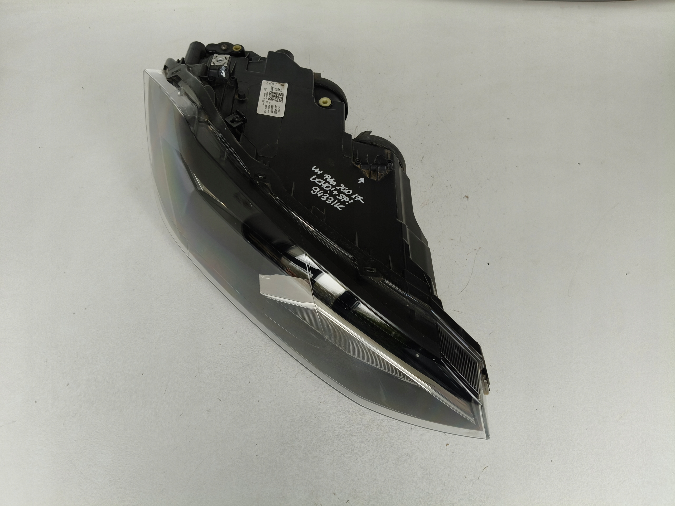 light right REFLEKTOR VW POLO 2G 2G0 17