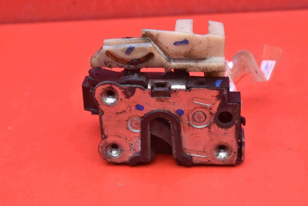 lock door left front front EU DACIA DOKKER 12-17