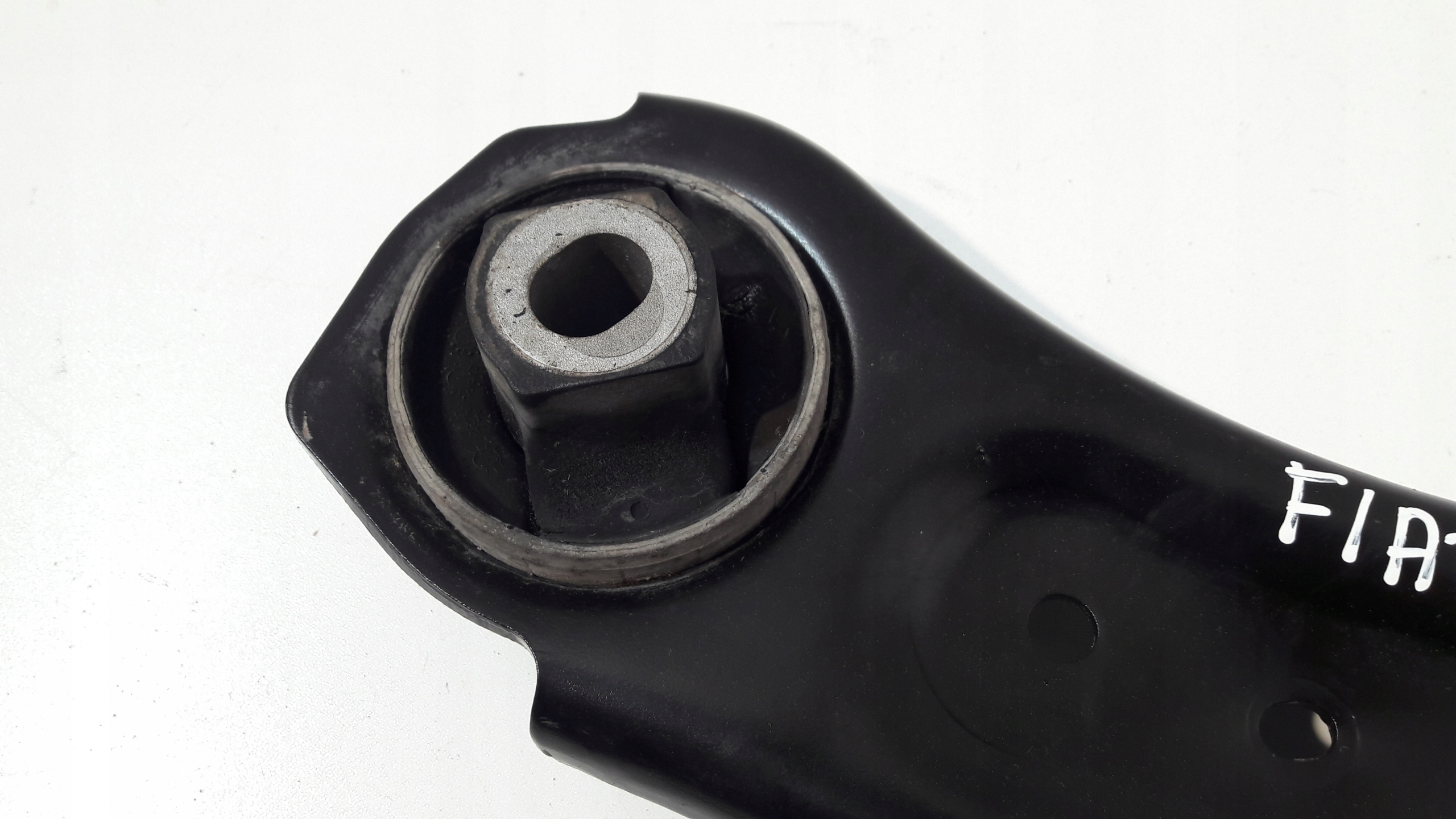 FIAT 500 X 2017R arm left front