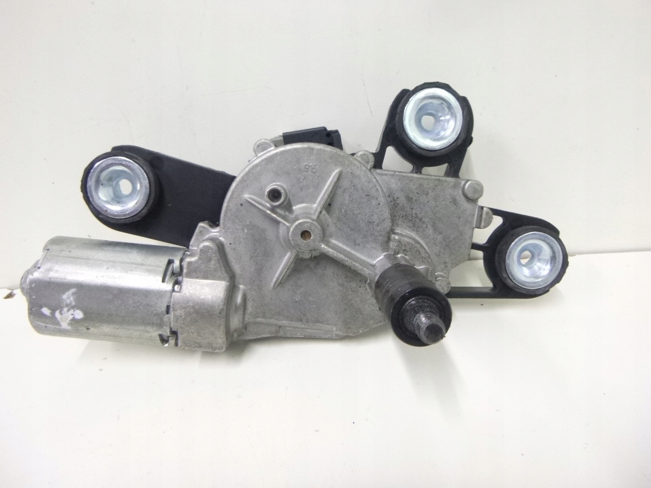 WISCHERGESTÄNGE HECK FORD MONDEO III 04R.
