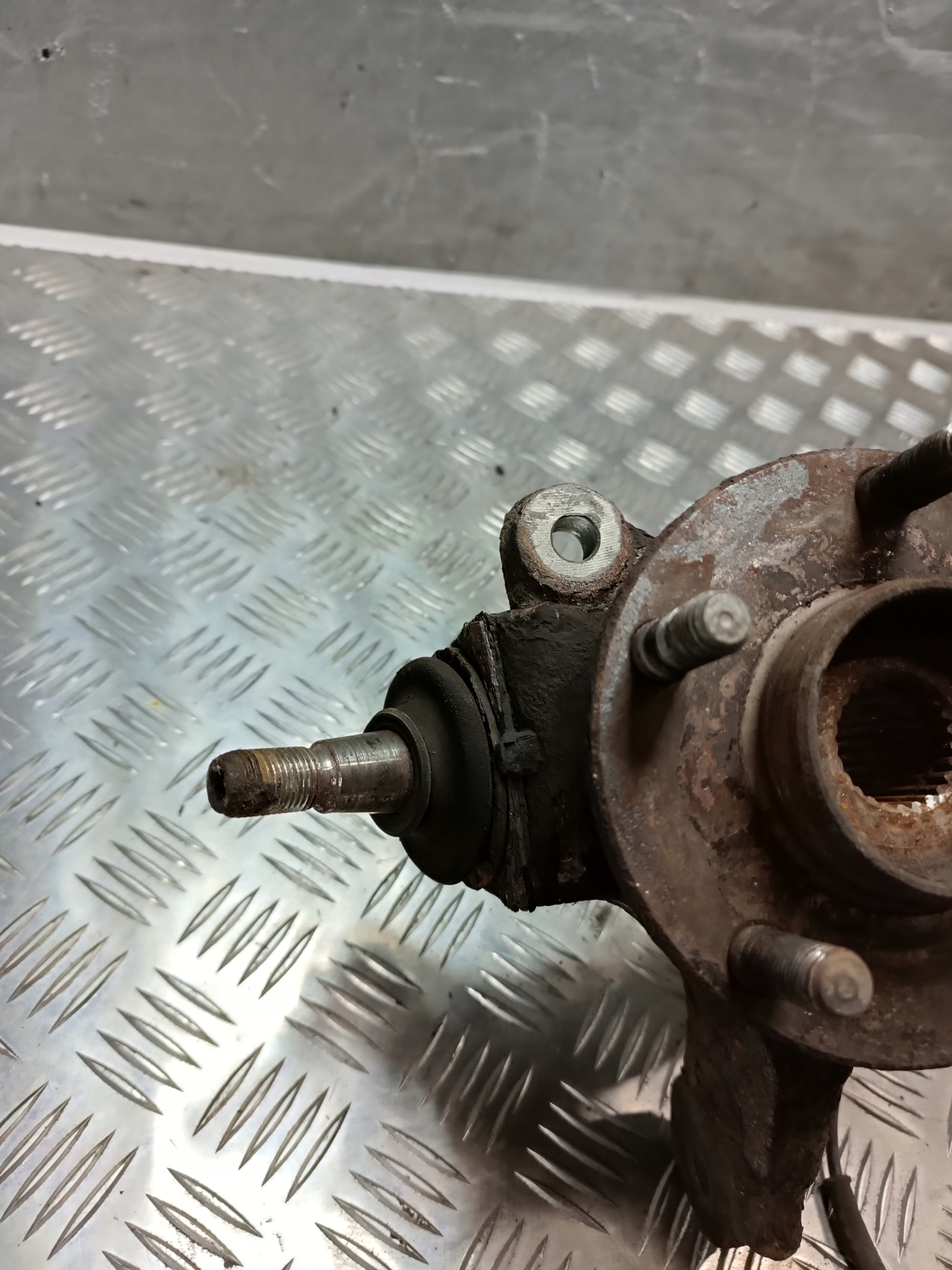 mcpherson left front FORD TOURNEO CONNECT MK1 2009r