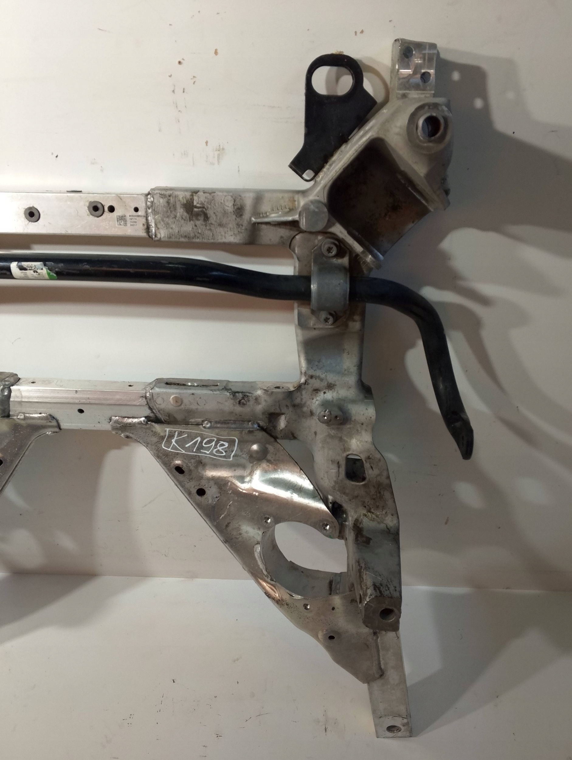 Alfa Romeo Stelvio Sanki przednie 00505505910 (K198) Typ samochodu Samochody osobowe