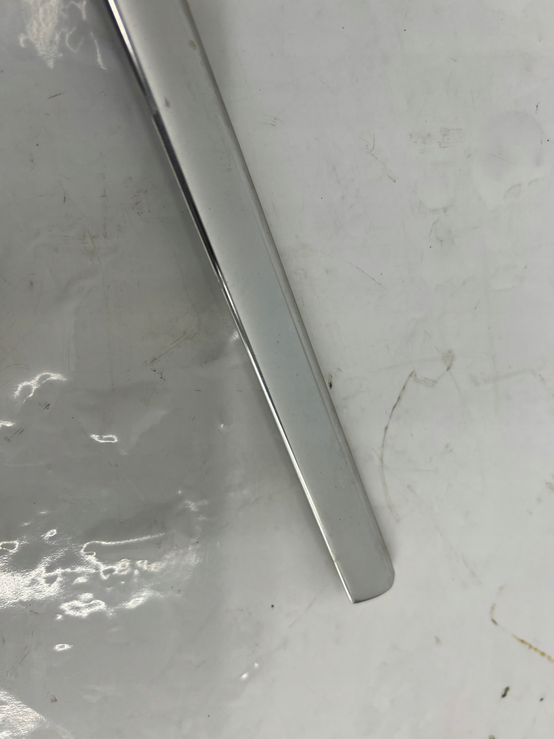 moulding windows BOCZNEJ right rear part AUDI A6 C6 KOMBI 4F9853346