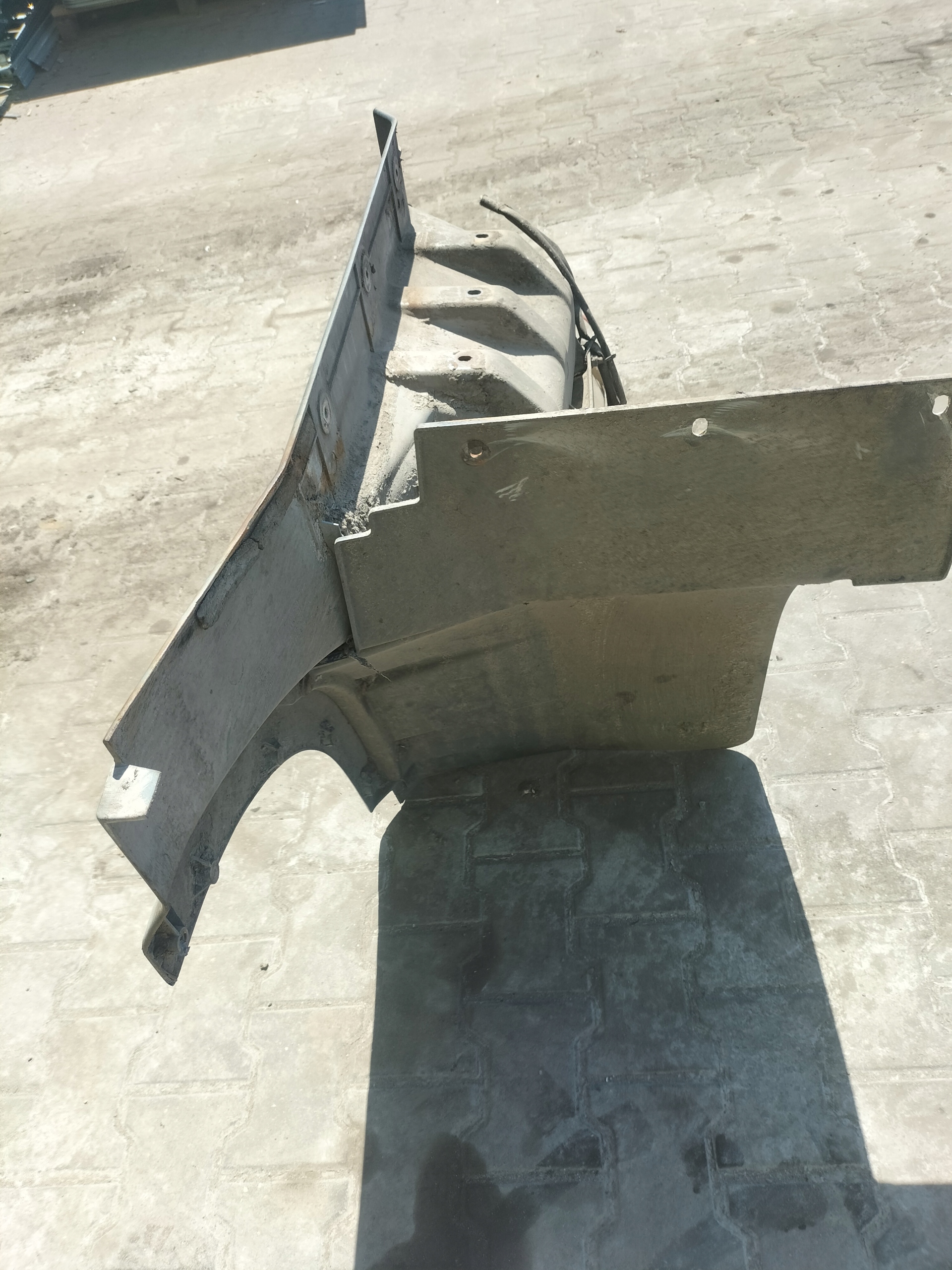 cover STOPNIA cabs DAF XF95 upper left 1291172