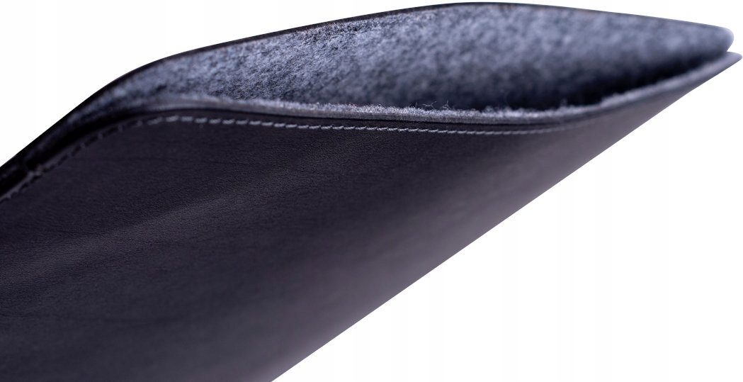 BALTAN Etui skórzane Premium do MacBooka Pro 16" czarne — 19