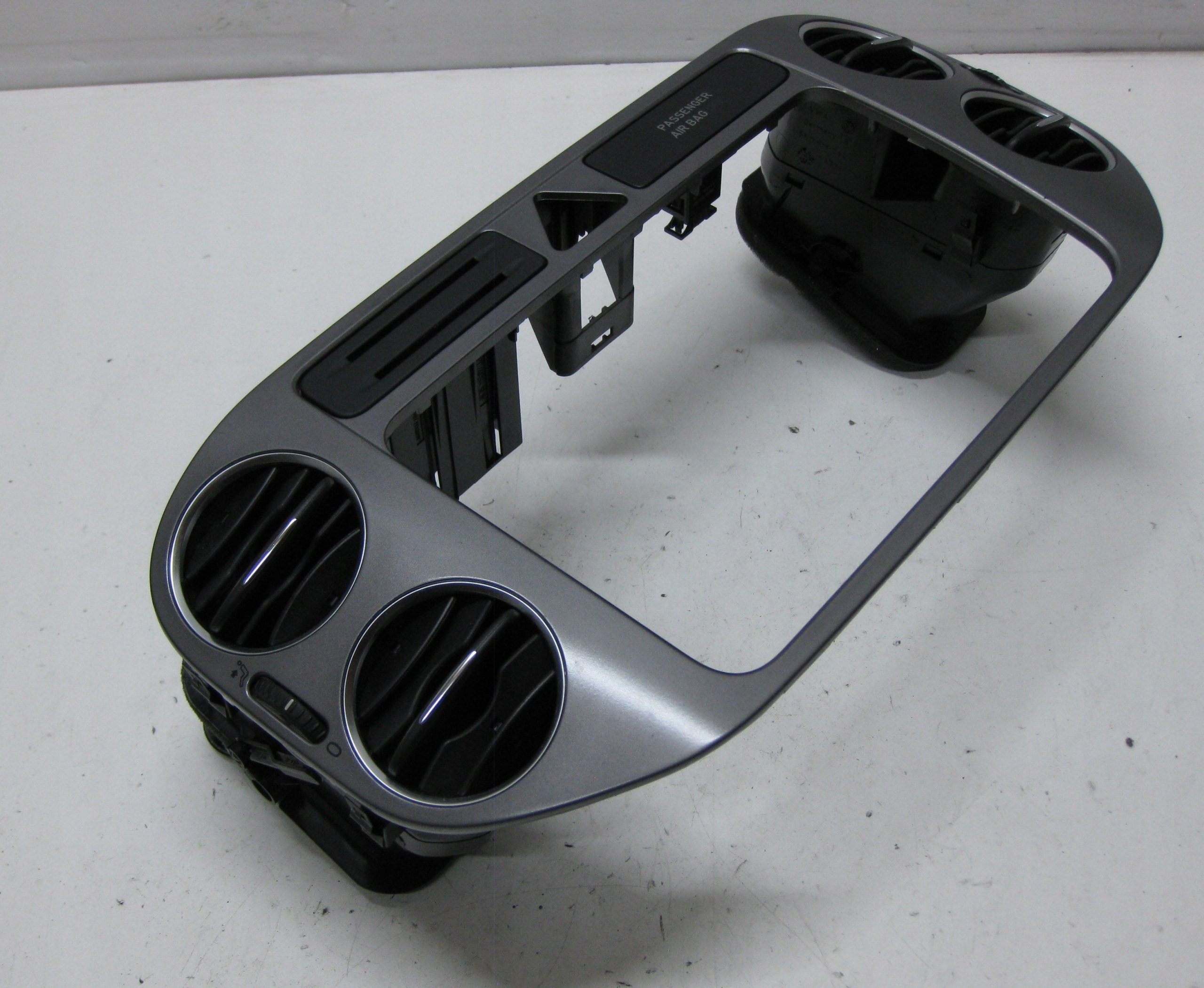 VW GOLF VI frame RADIA grid air conditioning devices 5M0858071K