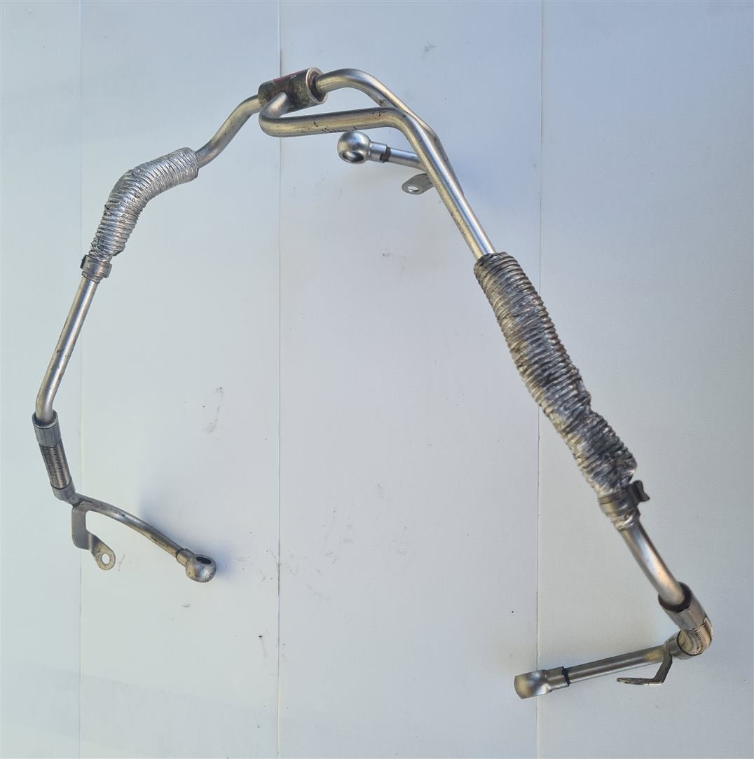 Труба TEE Oil Pipe AUDI S6 RS6 4.0 TFSI
