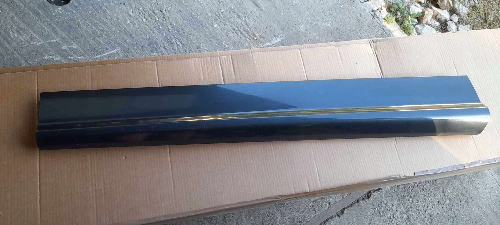 moulding door left front AUDI Q5 II 80A853959B