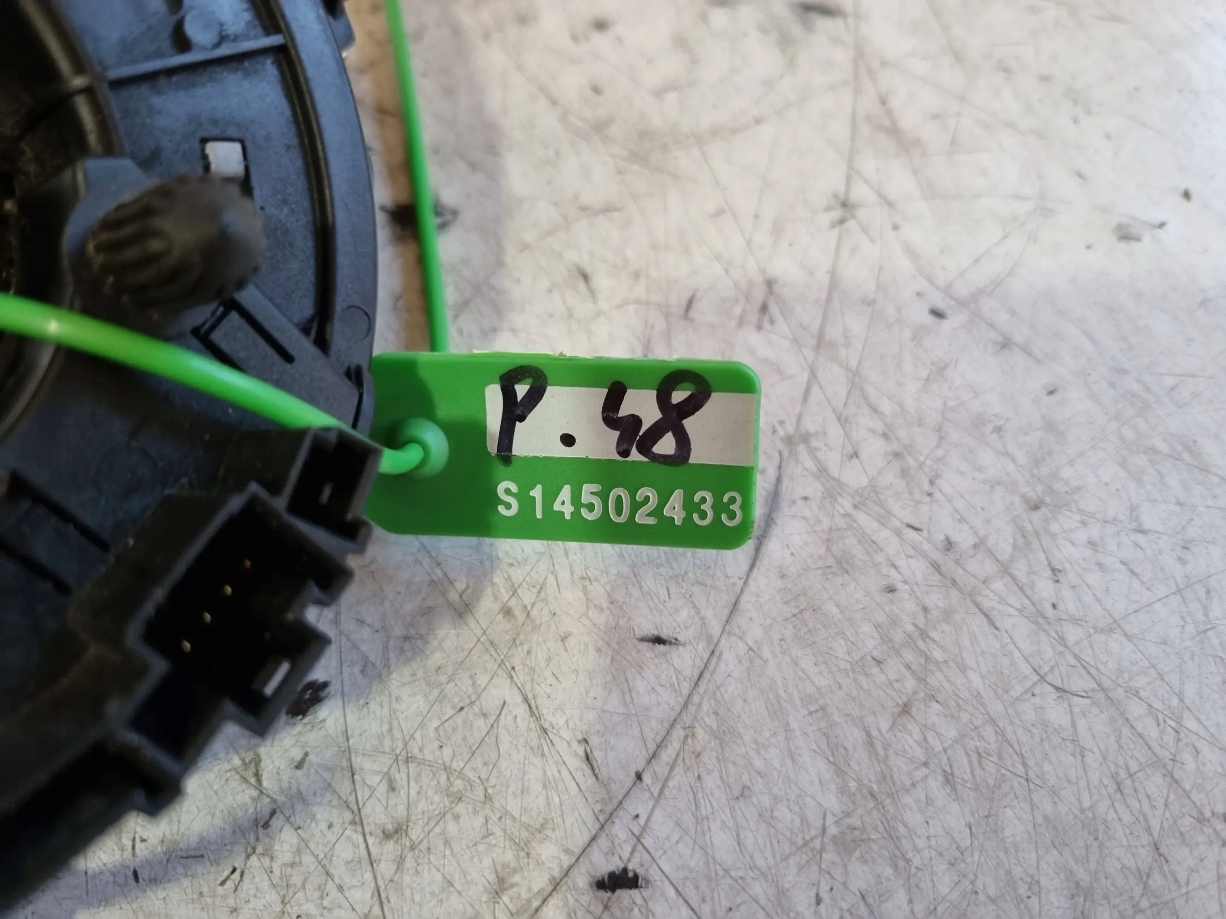 steering wheel levers and controls control ring 8376445 BMW E46 E83 E53