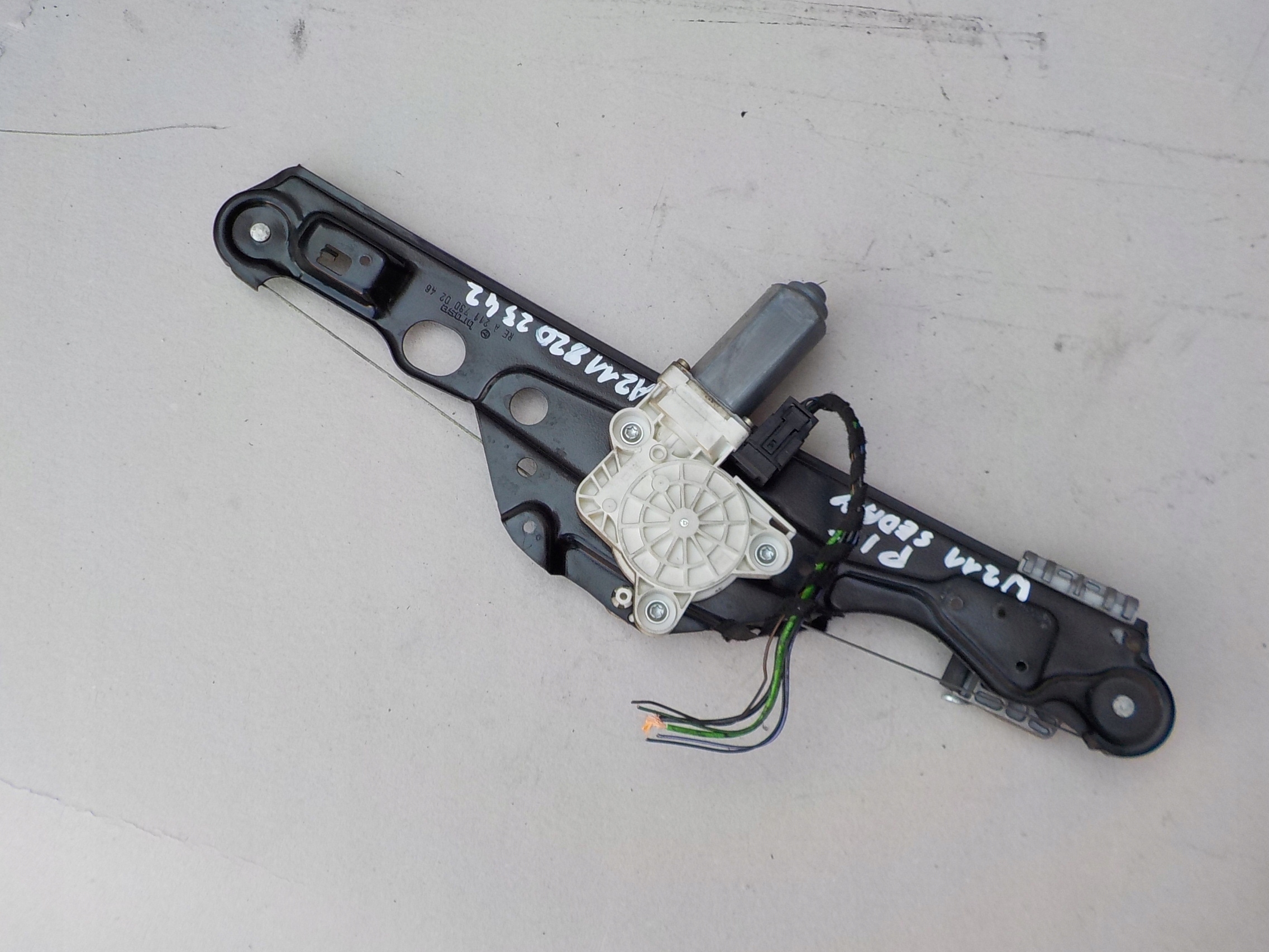 window regulator right rear part mercedes w211 sedan