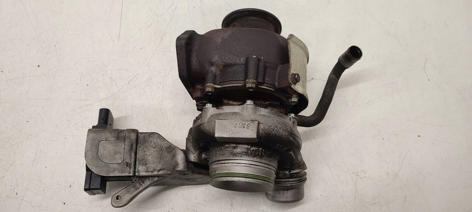 Turbolader turbina BMW E91 E90 LIFT 2,0D