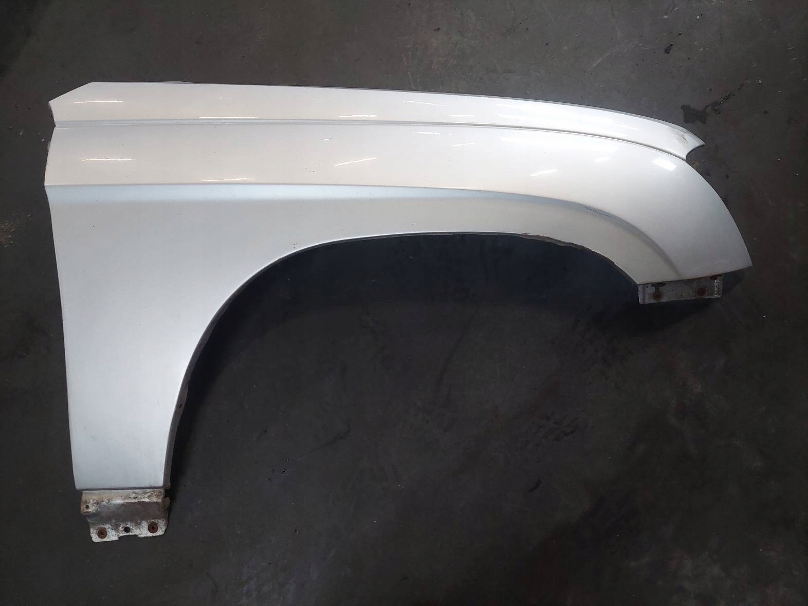 Complet Avant CHRYSLER PACIFICA et Capot Pare choc Aile