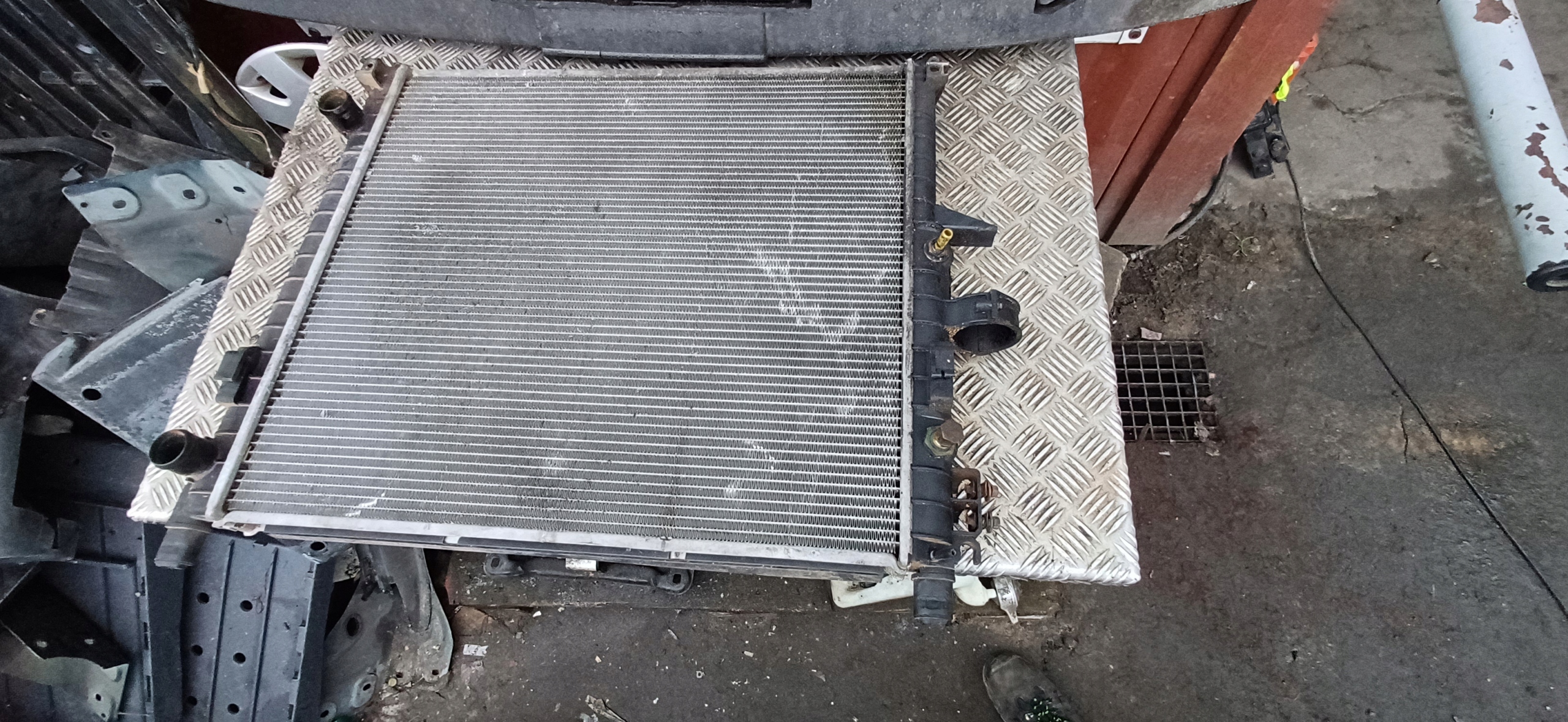 MERCEDES ML W163 2.7 cdi water cooler a1635001004