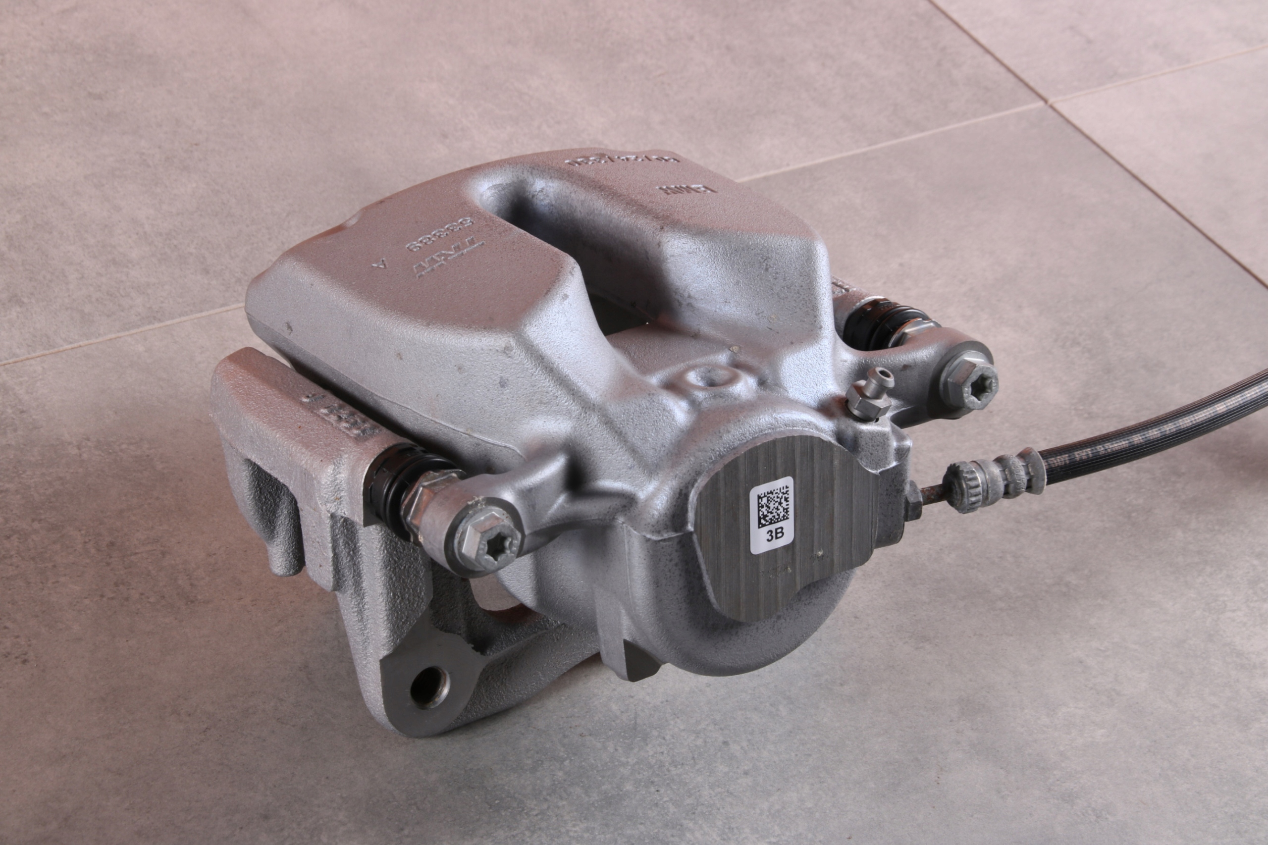 BMW G20 G21 G30 G31 caliper brake left front front 60/24/330 6872799