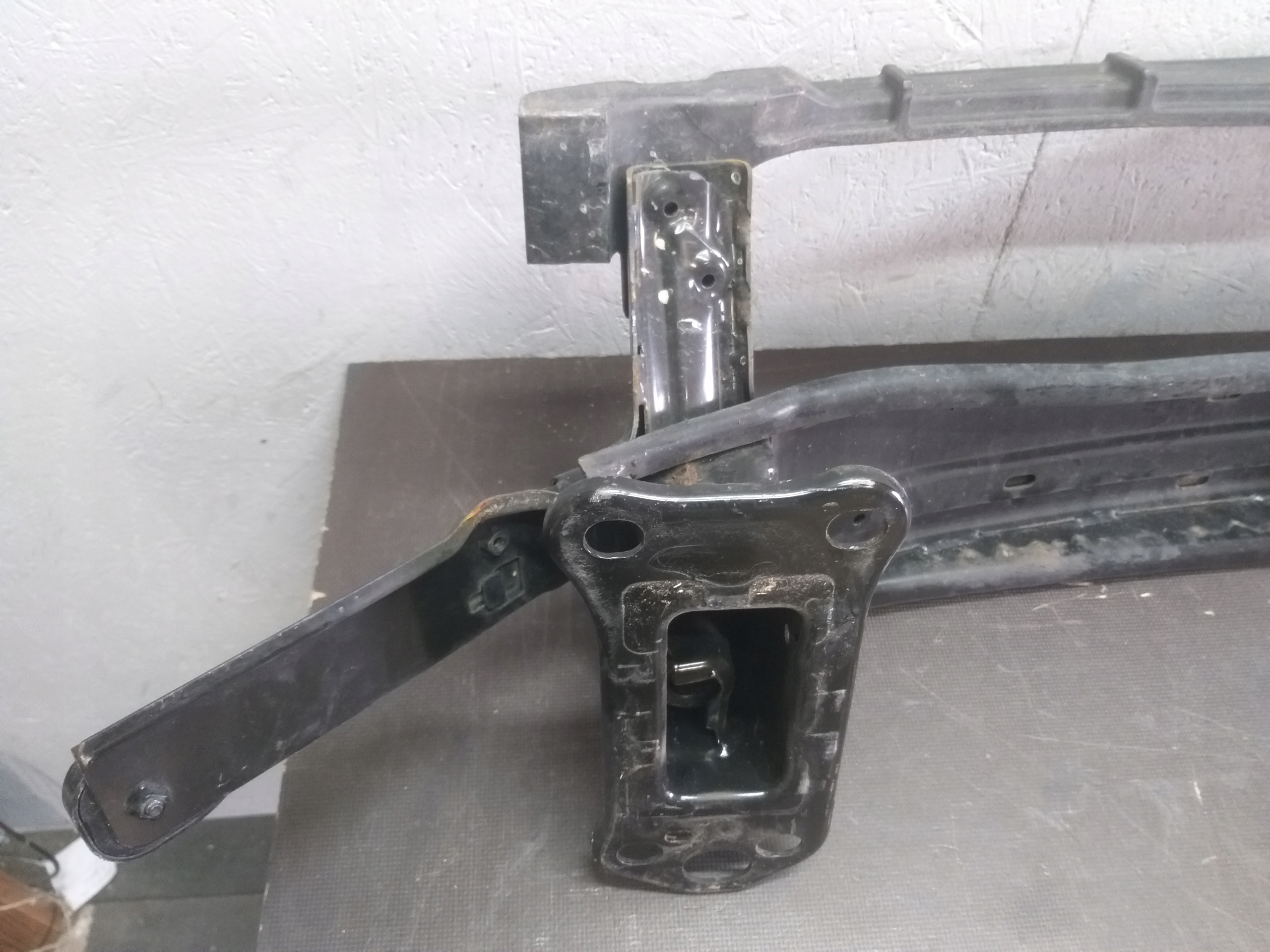 bumper support front HYUNDAI SANTA FE III 3 12- sensor