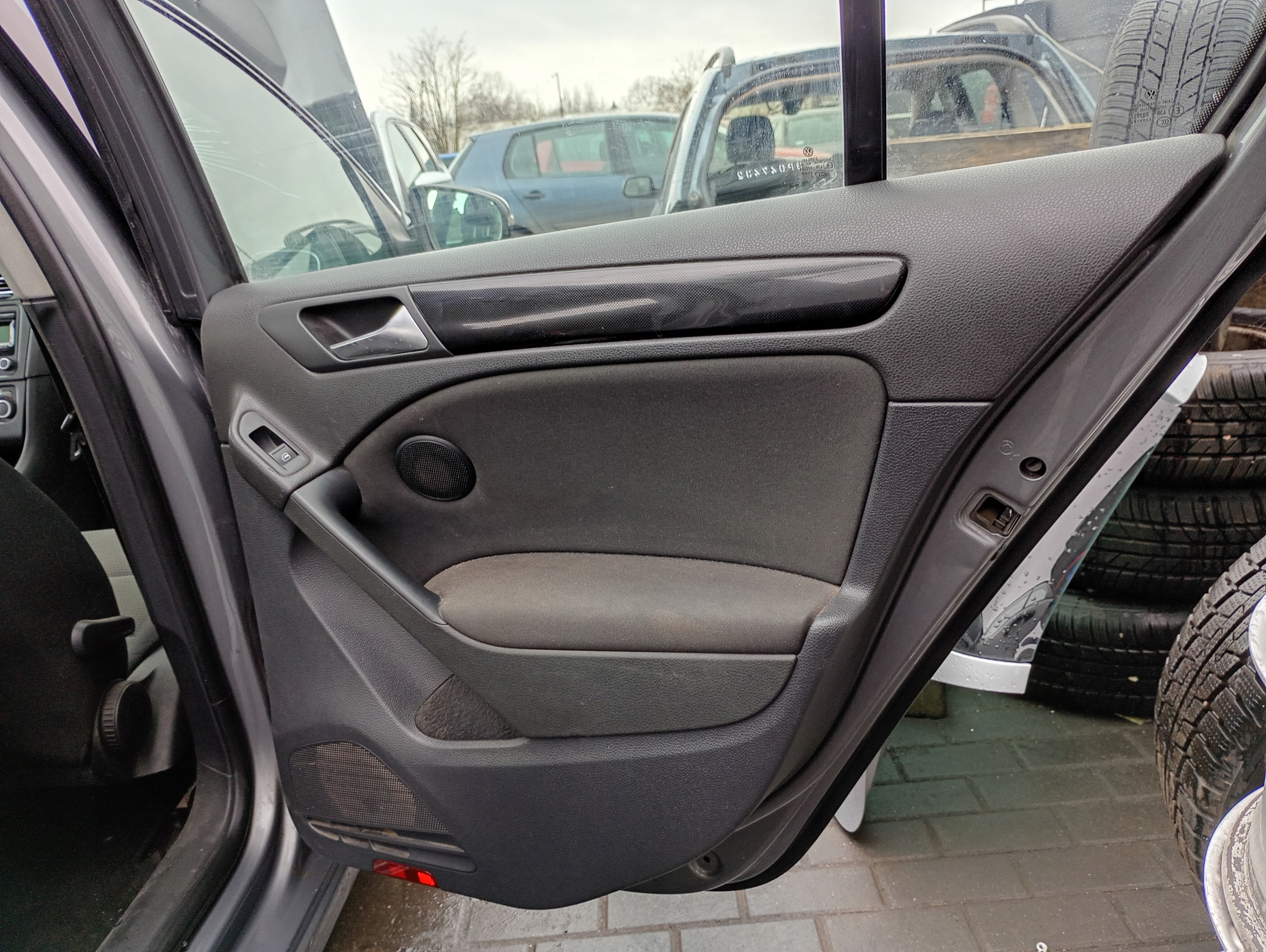VW Golf VI 6 09-12 upholstery right side side right rear part rear