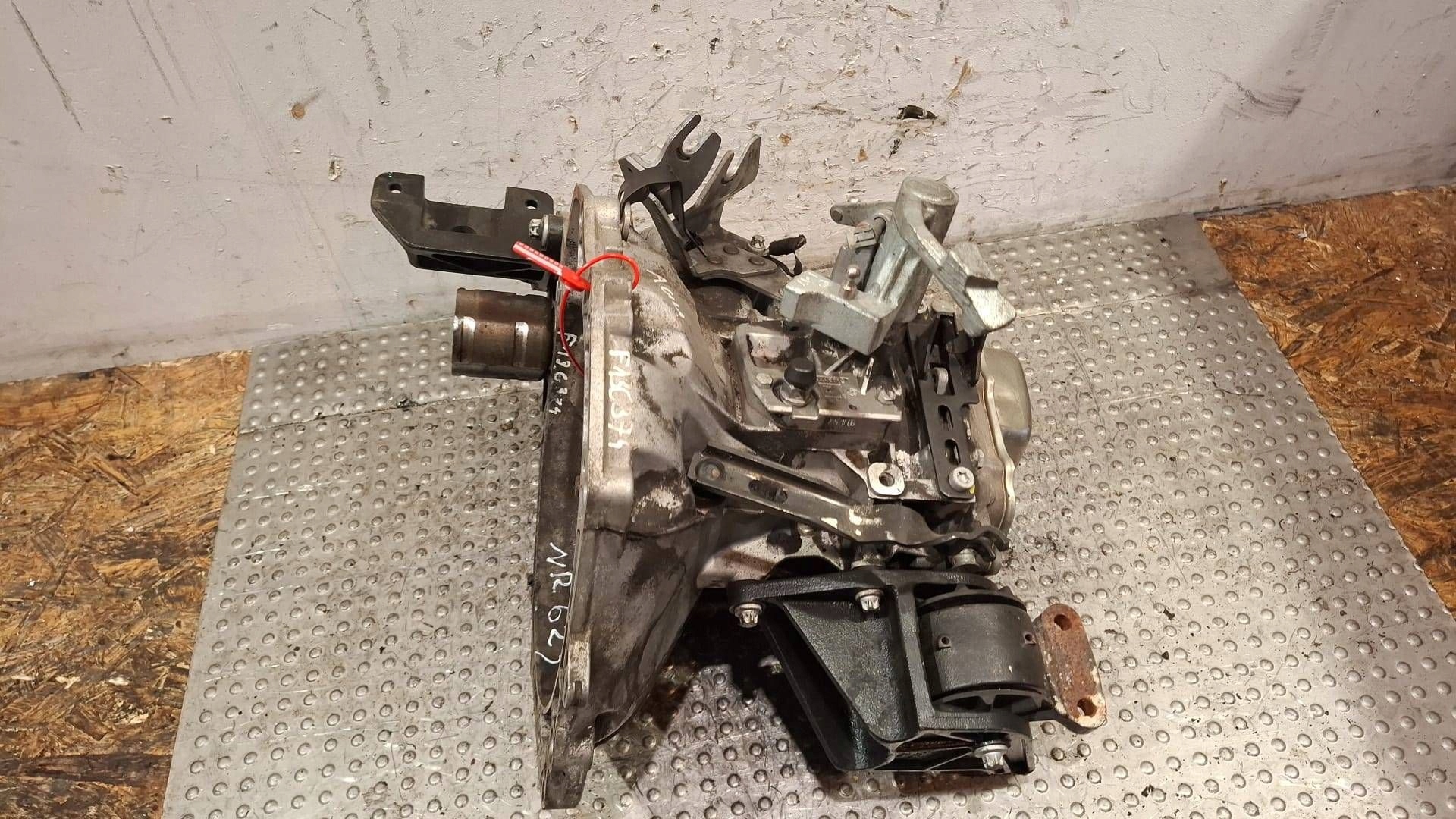 Getriebe F13C374 Opel Agila A 1.2 16V