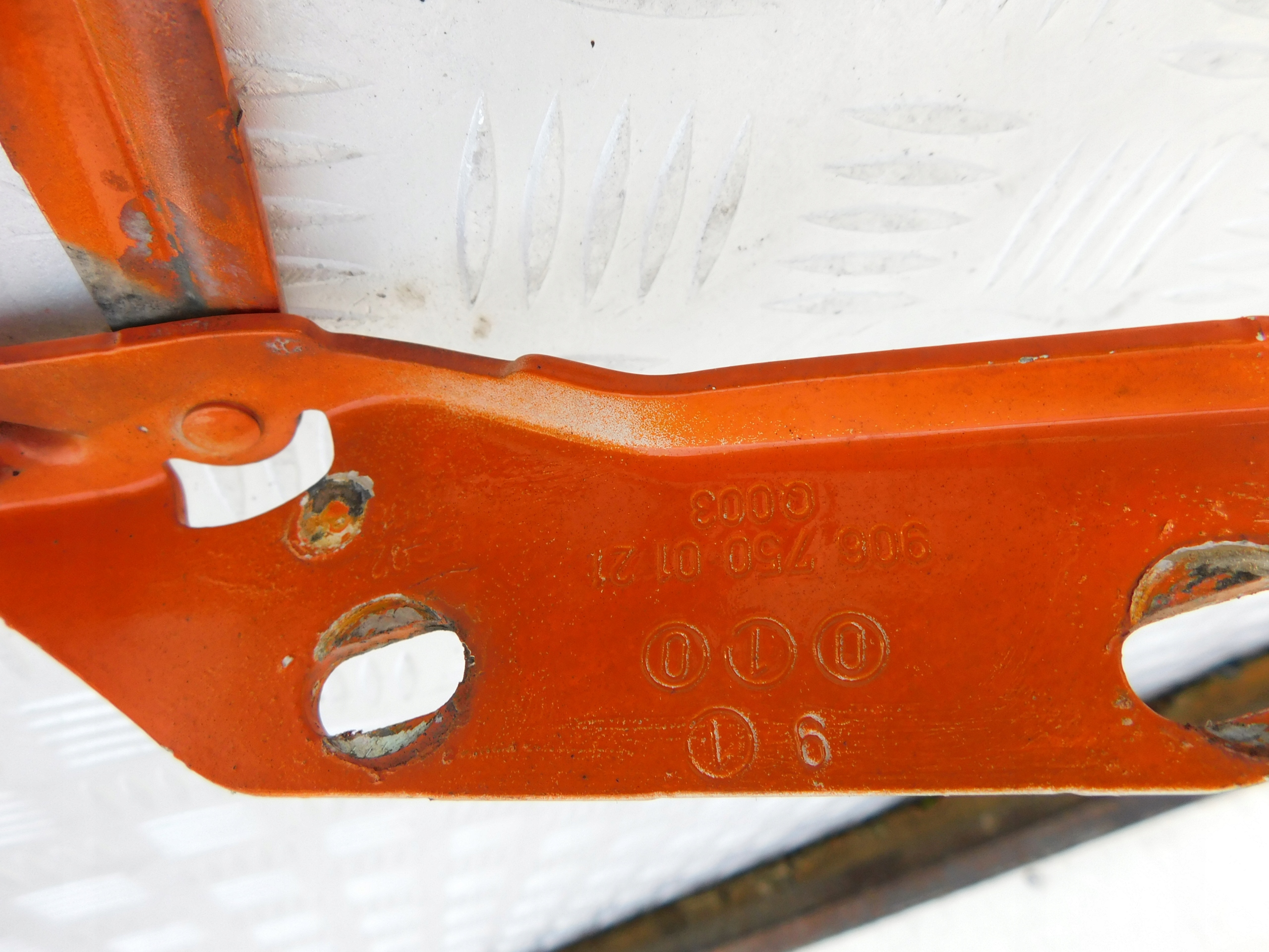 Mercedes Sprinter 906 VW Crafter hinge bonnet hinges KOMPLET 2 szt