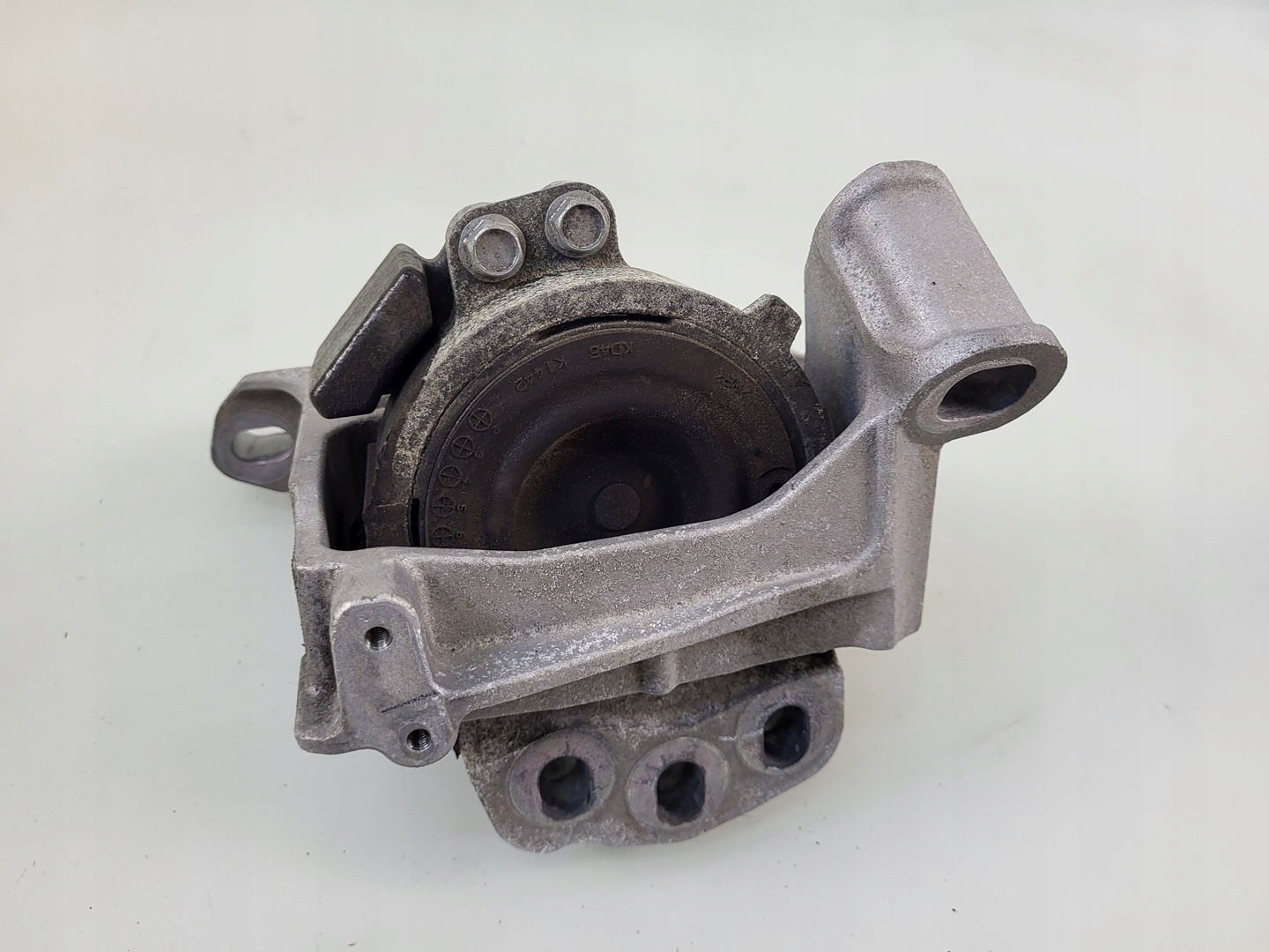 MAZDA 6 III GL GJ LIFT 2.2 D engine mount right holder holder