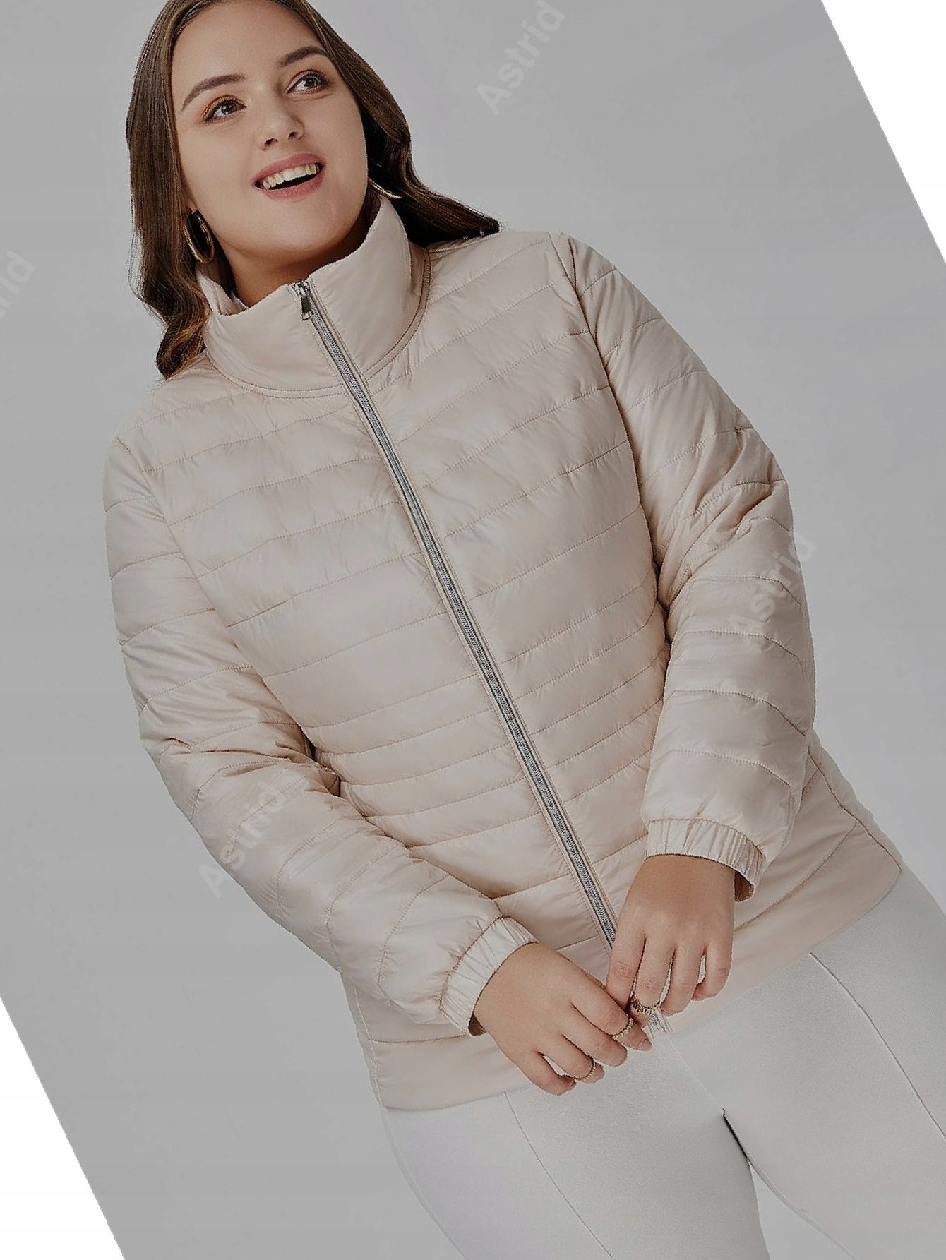 Přechodová stojáčková bunda Astrid Péřová s krémovou vatou 3XL 46