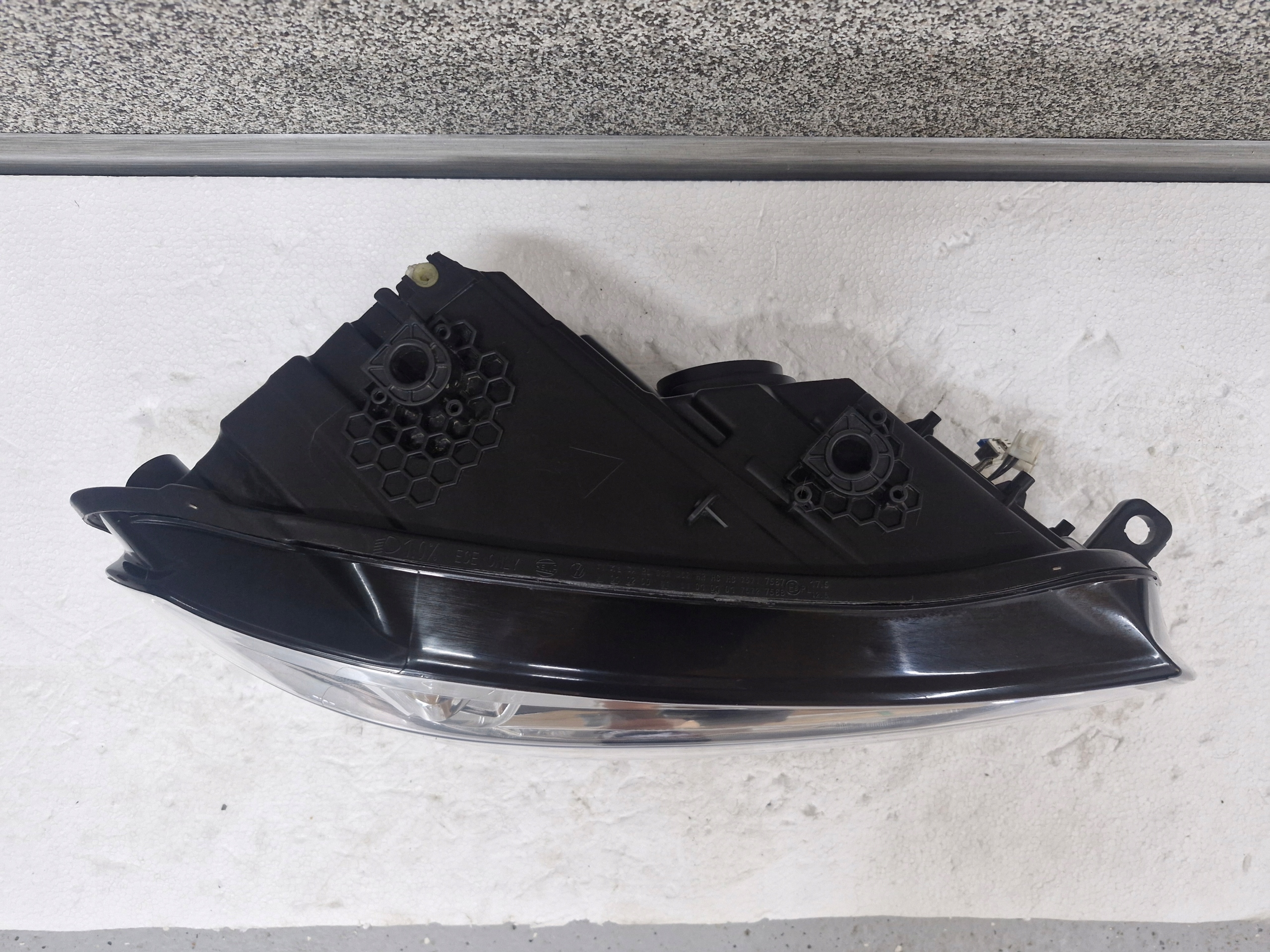light right VW Caddy 15- Bi-Xenon LED