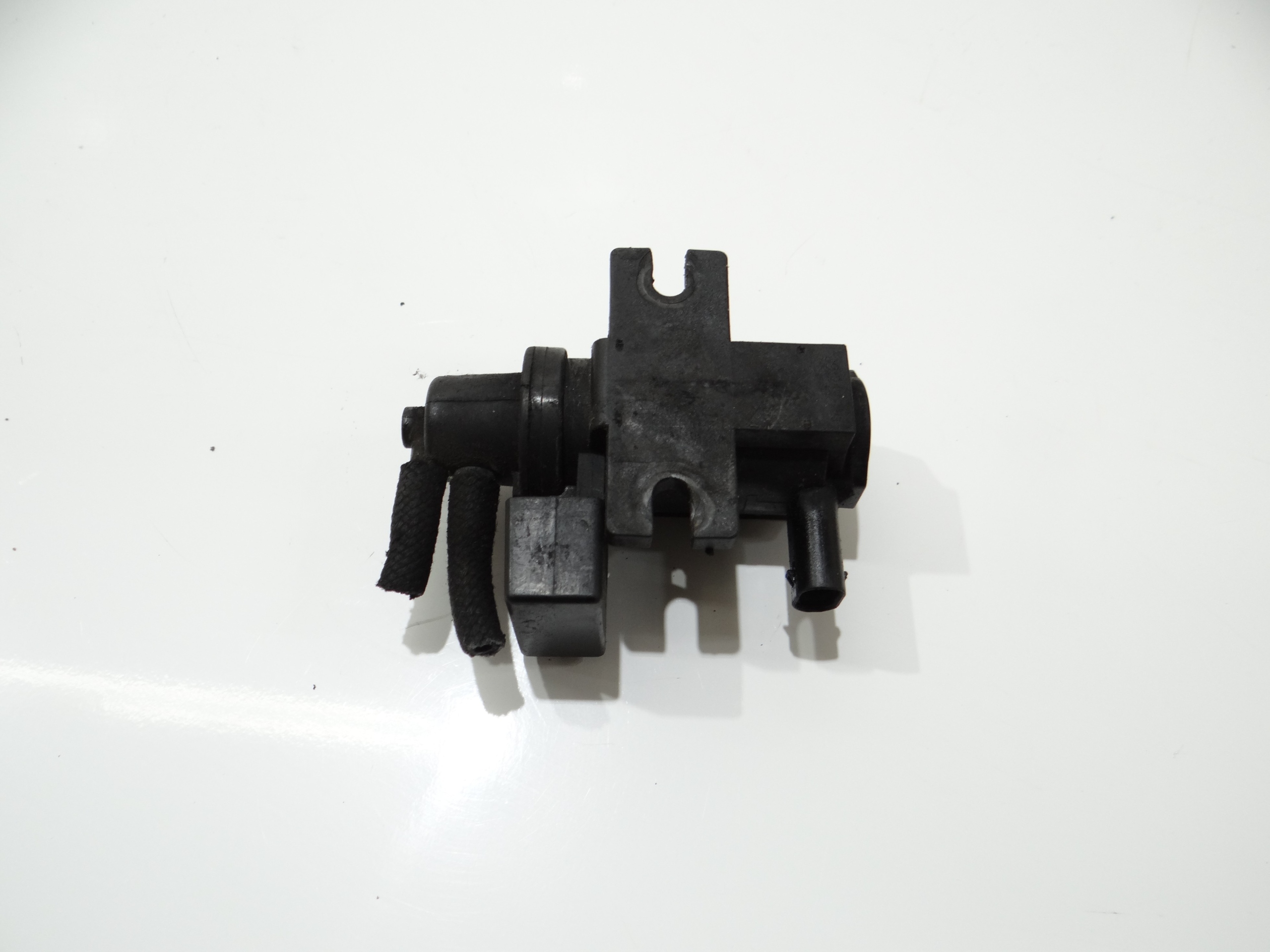 ventil vakum BMW E60 E61 2.0D 7805391 (4295240)