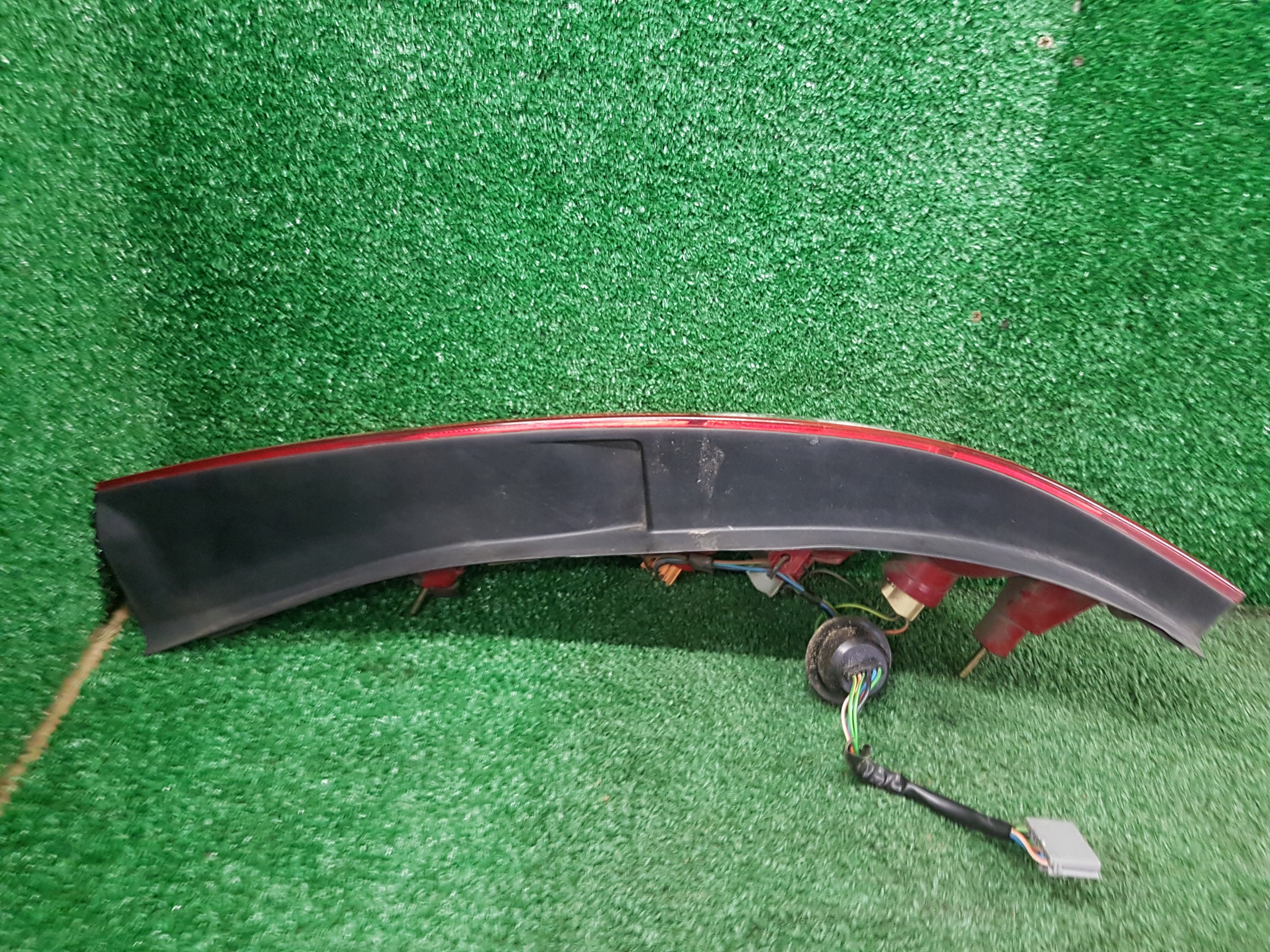 light right rear FORD MONDEO MK 3 1S71-13404-C
