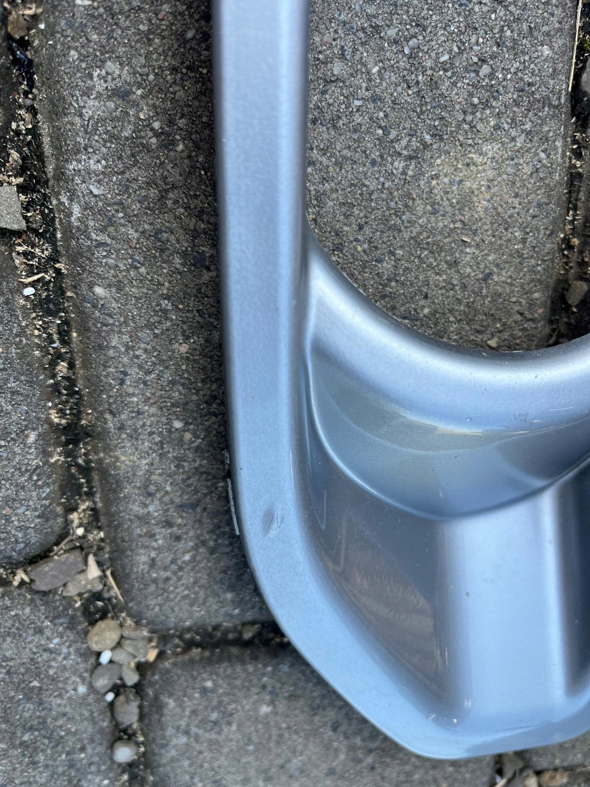 RAMKA HALOGENU OSŁONA OBRAMÓWKA PRAWA LEWA JEEP WRANGLER JL GLADIATOR Producent części Jeep OE