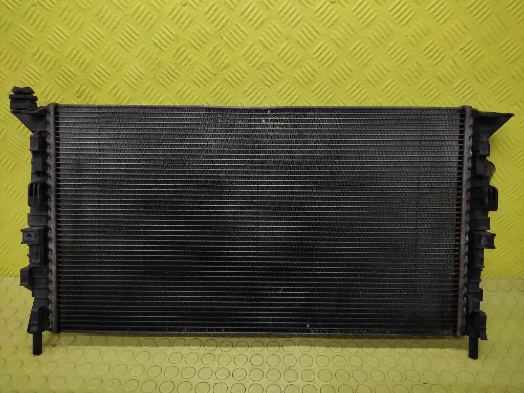 VOLVO S40 II 2.0 D water cooler 3M5H8005TJ