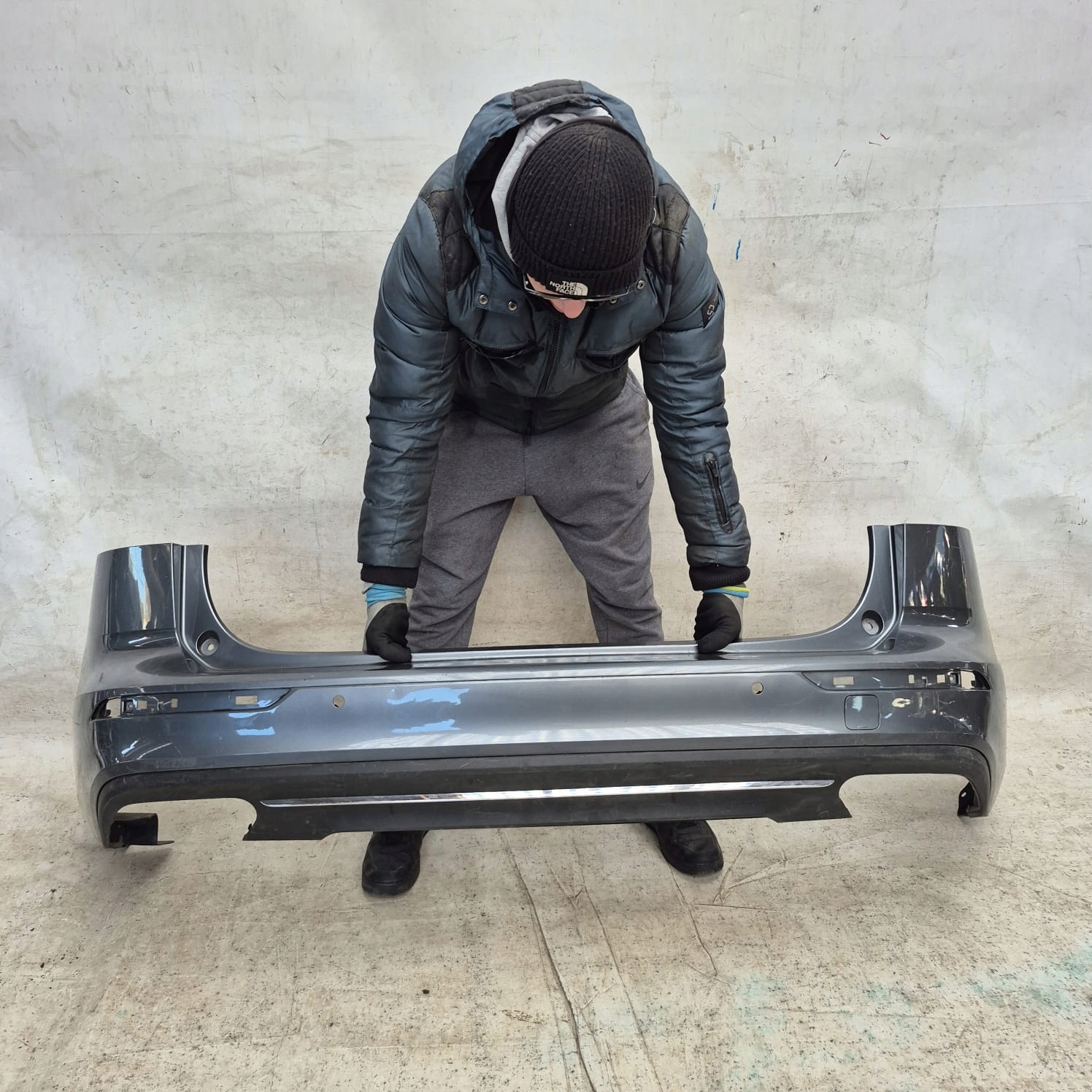 VOLVO V60 II 2 18-> bumper rear part rear PDC