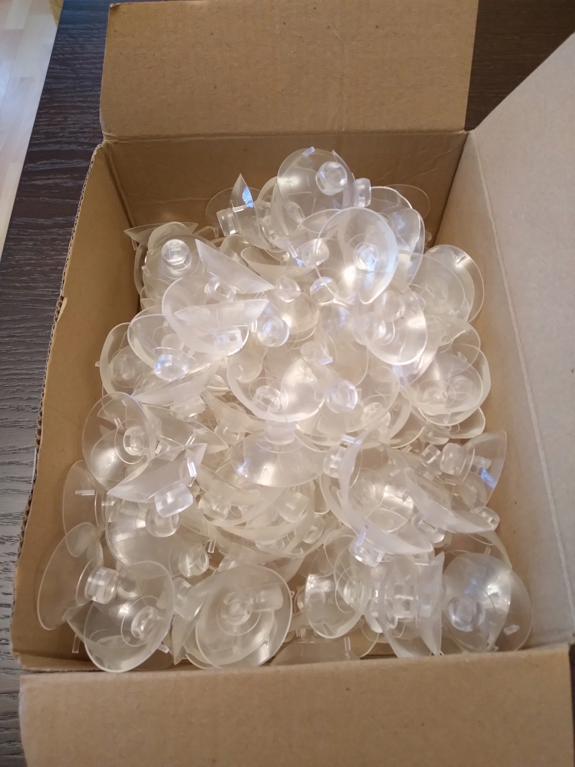 Přísavky 4 cm 1000 ks