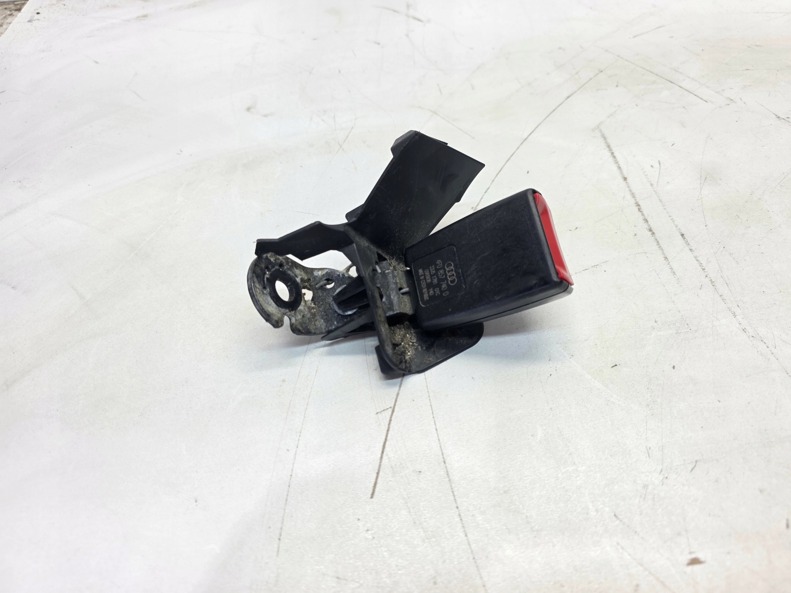 seat belt buckle rear part POJEDYNCZ AUDI A6 C6 LIFT 4F0857740D