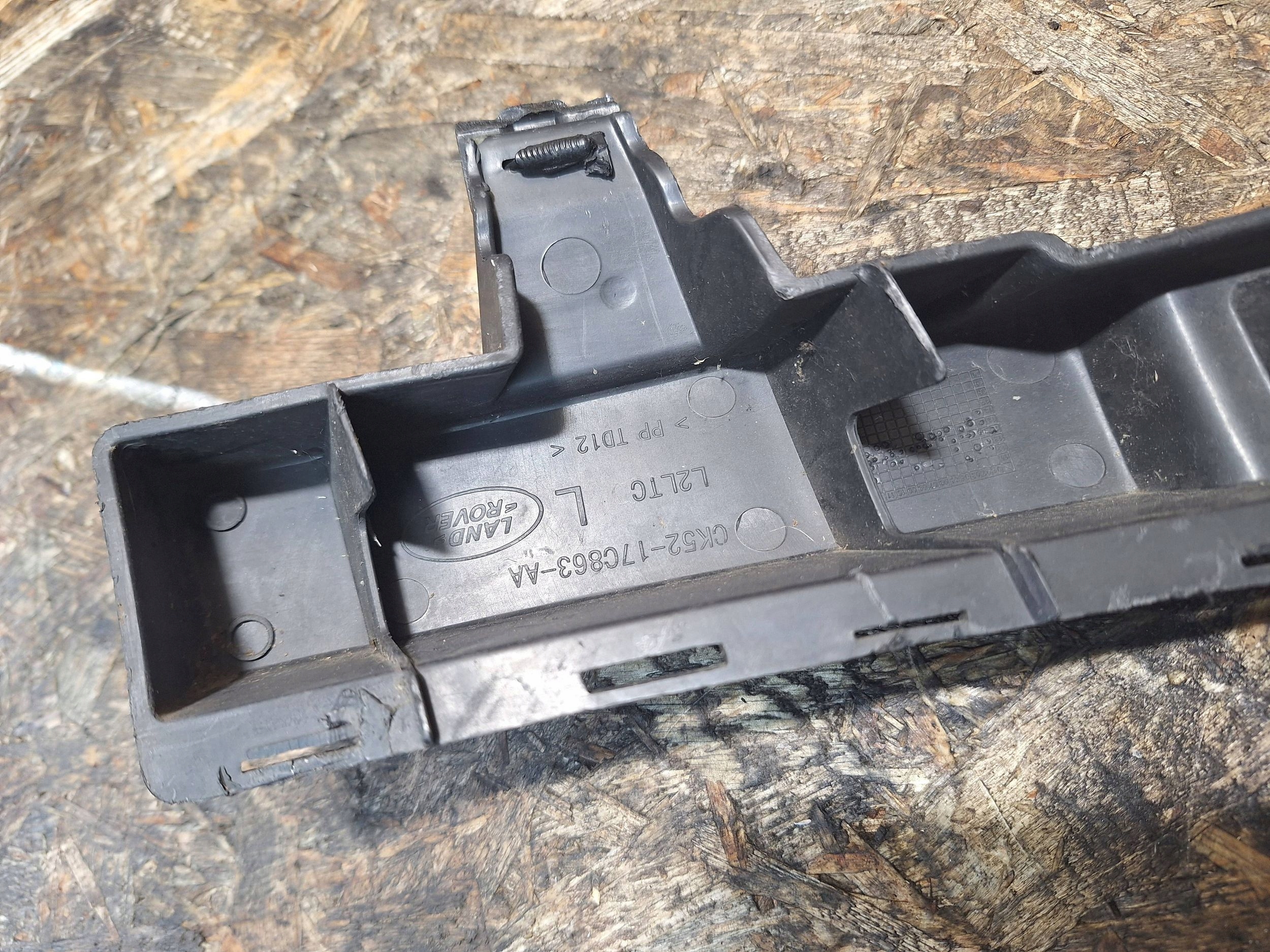 support of the washer front left RANGE ROVER VOGUE L405 CK52-17C863-AA