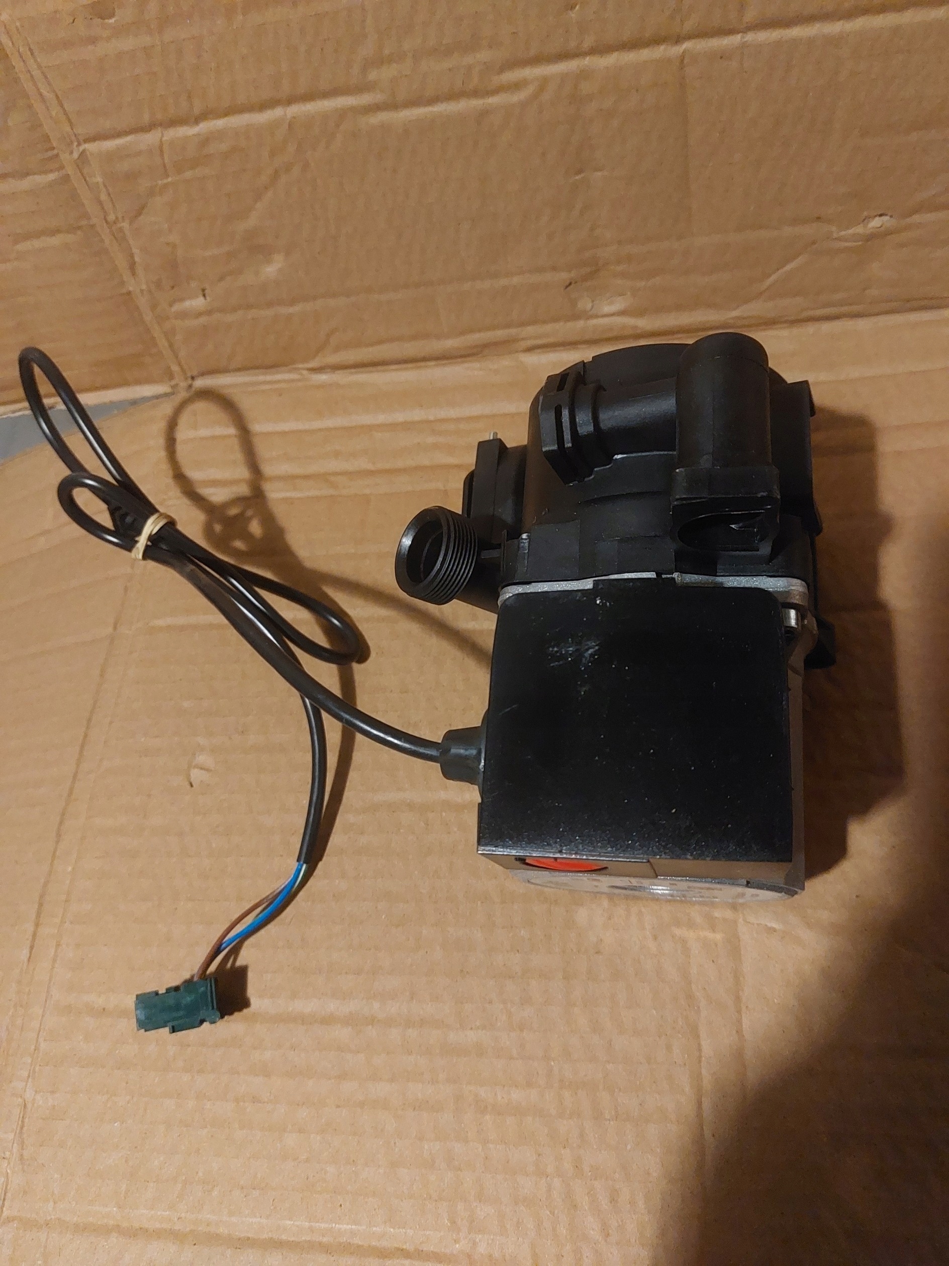 Pompa Wilo Vaillant VHSL 15/6 HE-2 4521354 (5904890061071) • Cena ...