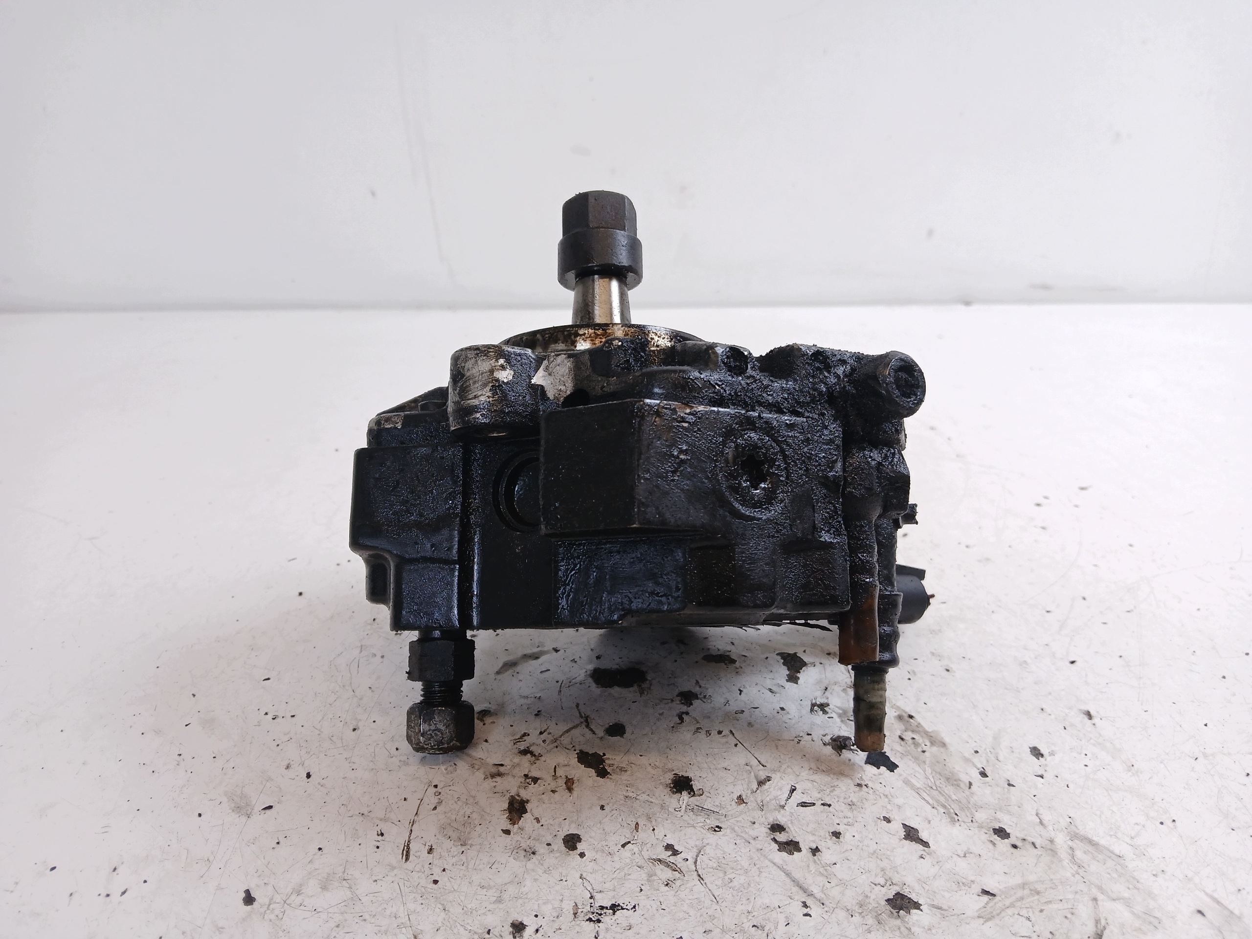 BMW E90 E91 E87 E81 E46 2.0 D einspritzpumpe 7788670