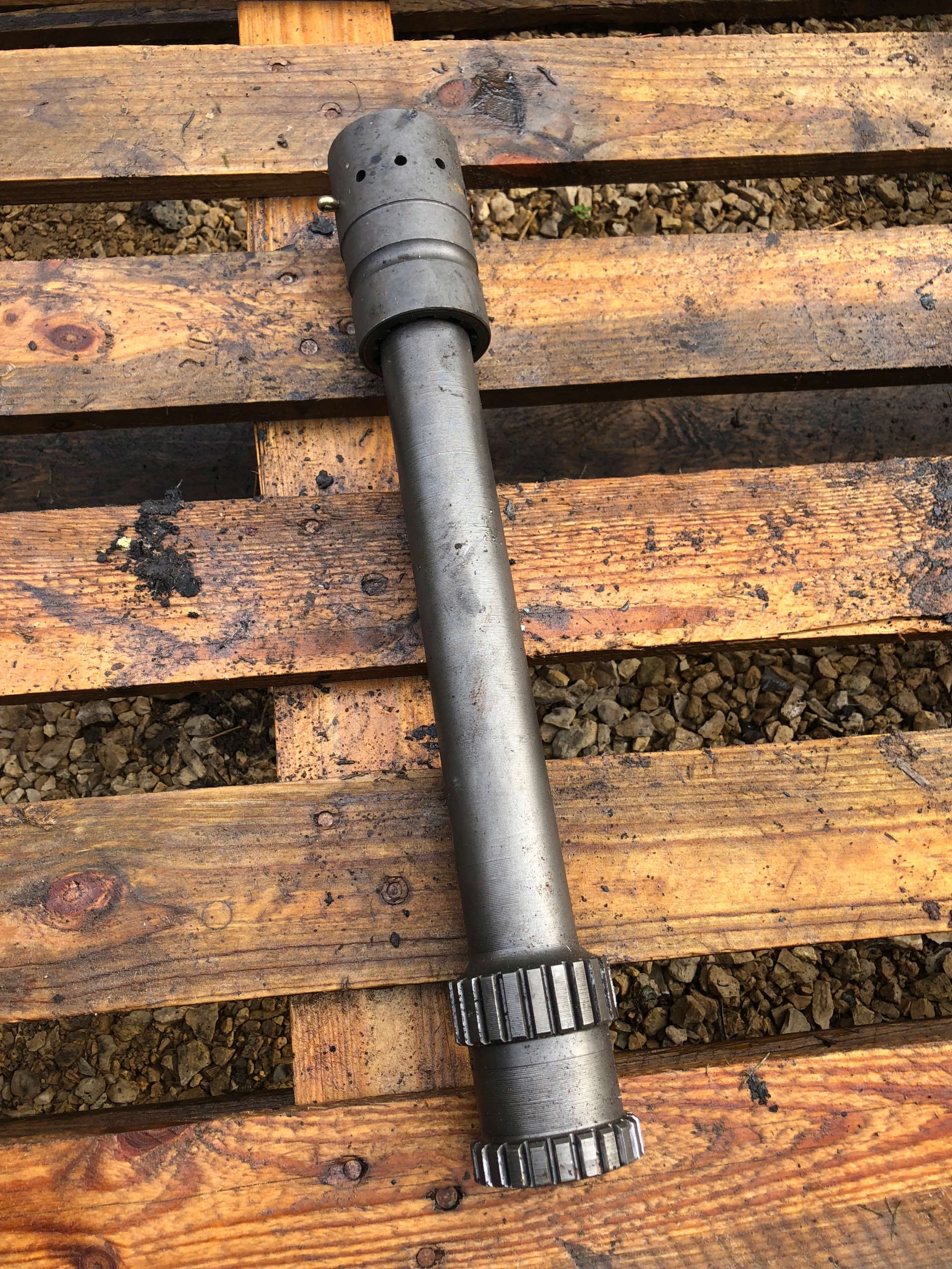 Walek Massey Ferguson 390 Part number JA418209M2