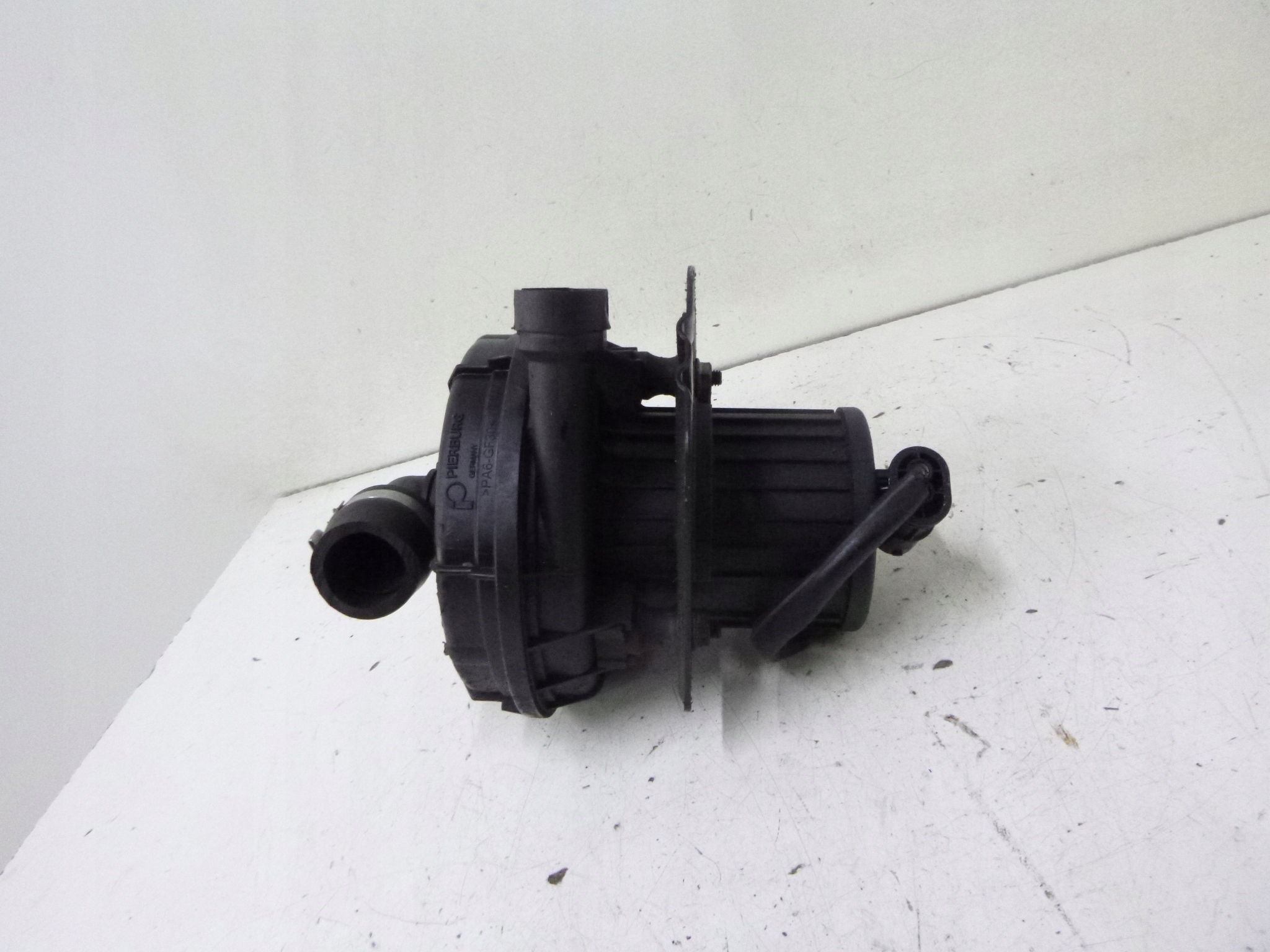 pump circulation air heating BMW E46 02r.