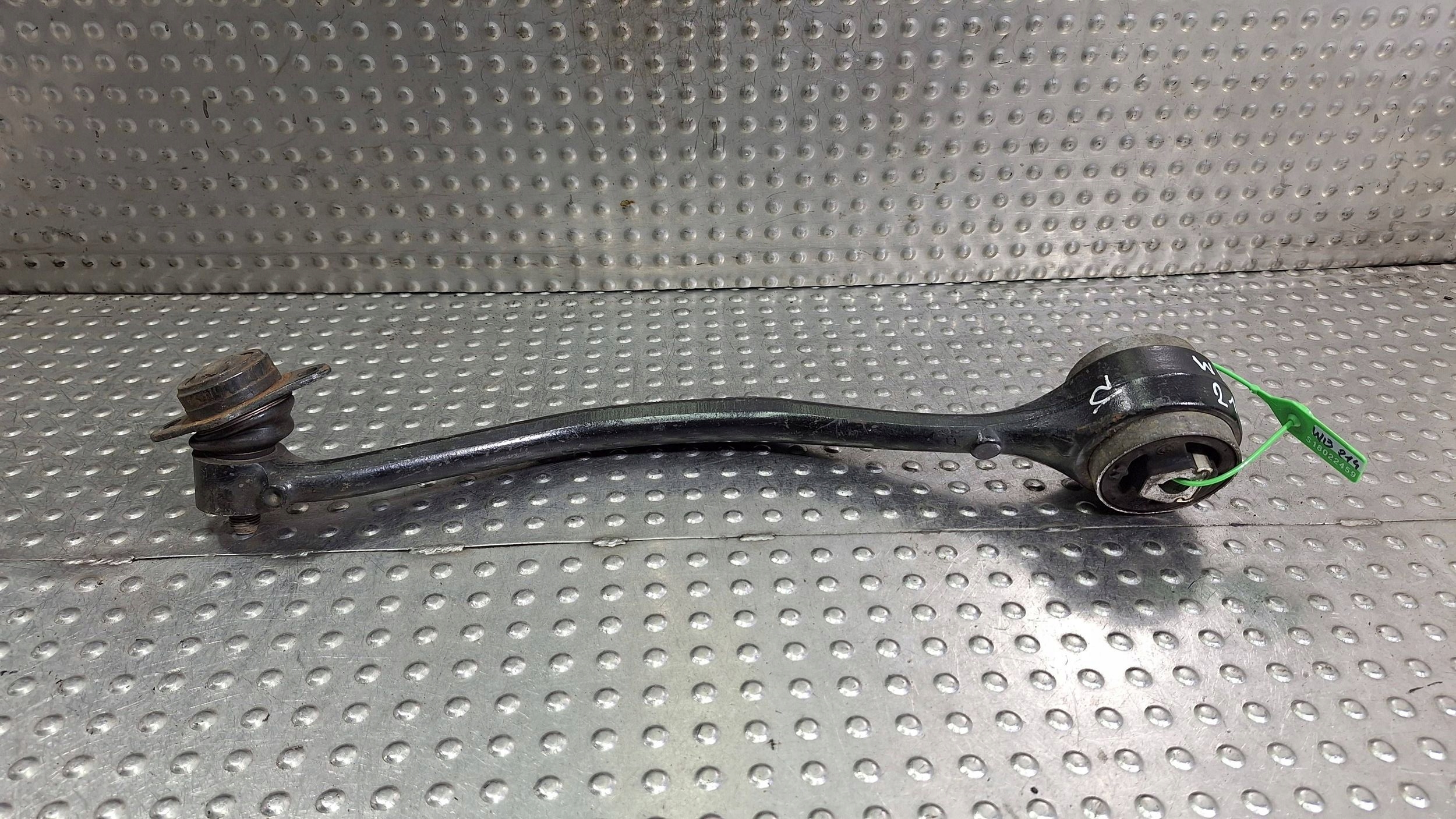 arm front right front upper 3412142 BMW X3 E83