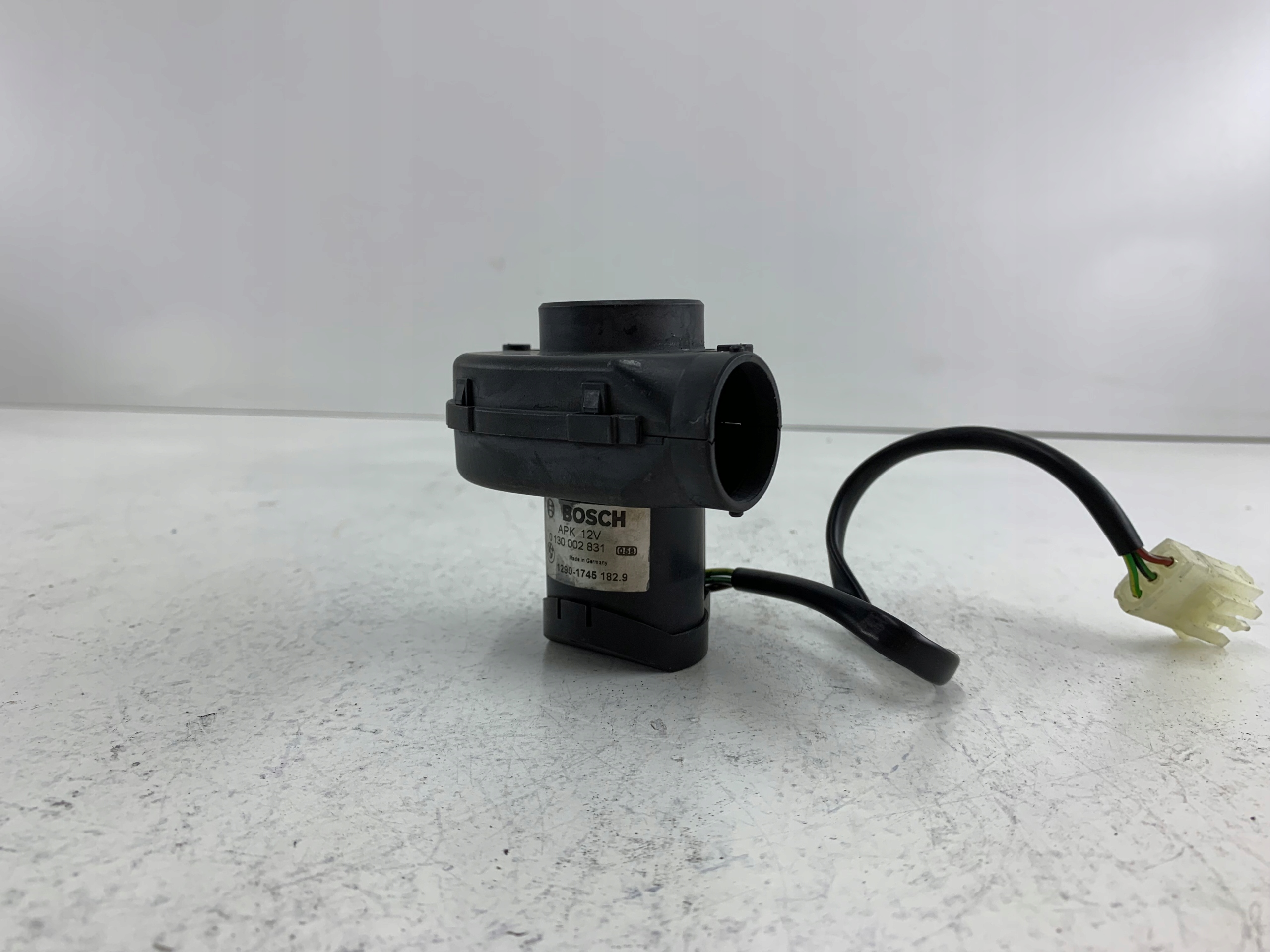BMW E39 E46 DMUCHAWA des Sicherungskastens 1745182