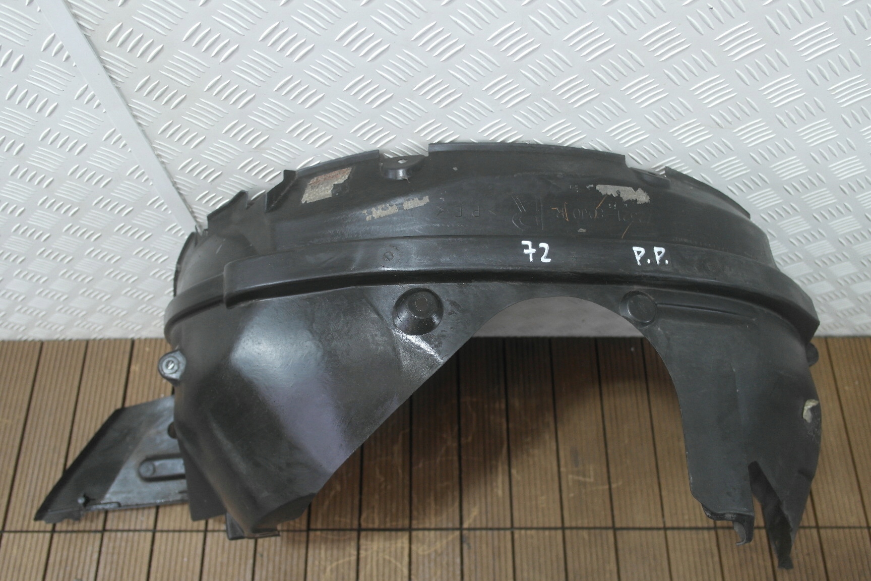 SUZUKI SX4 SEDICI 06-13 mudguard front right front 72321-80J0 OE