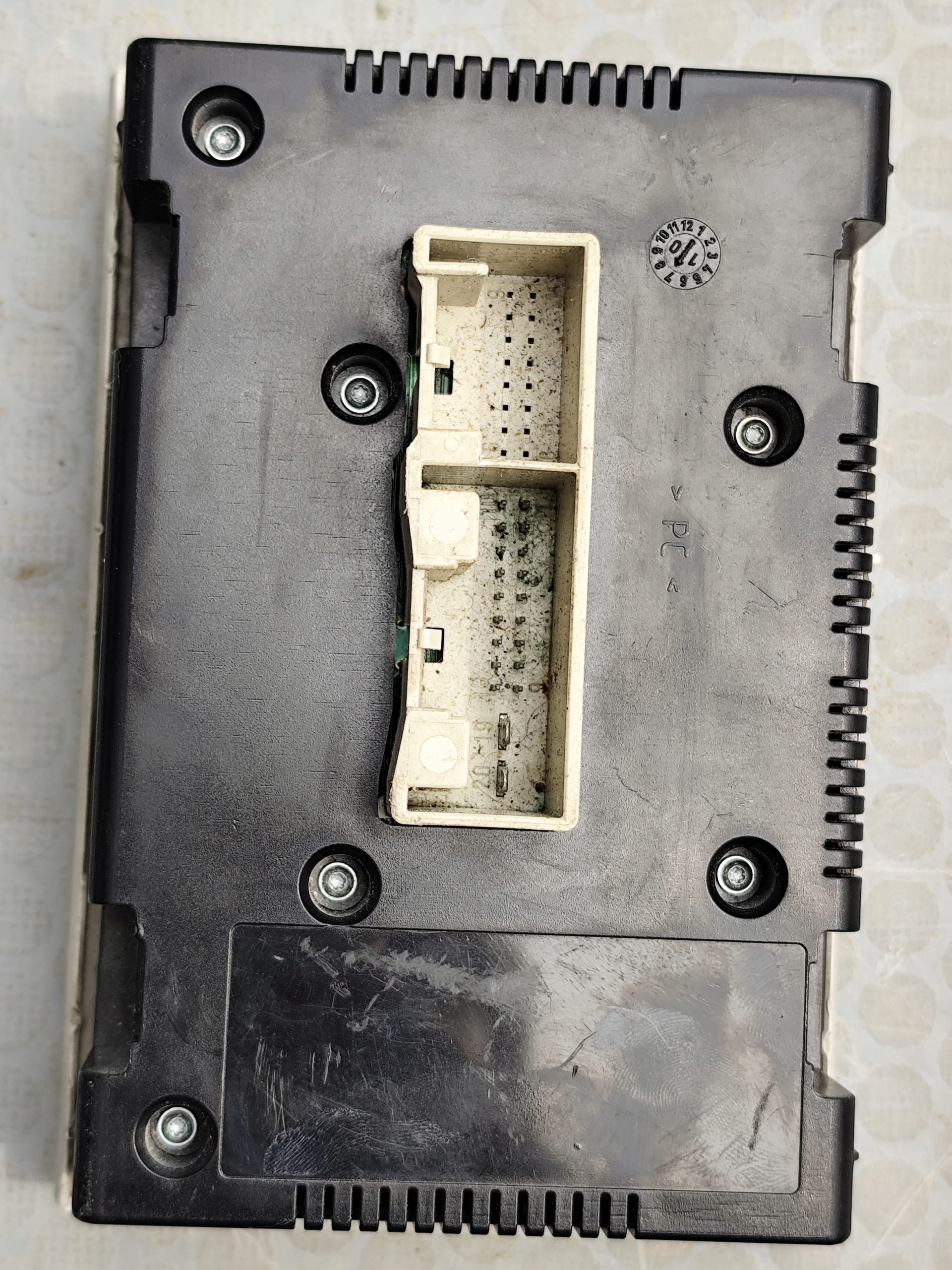 VW T5 vezérlö panel a klímának tetötapacír far