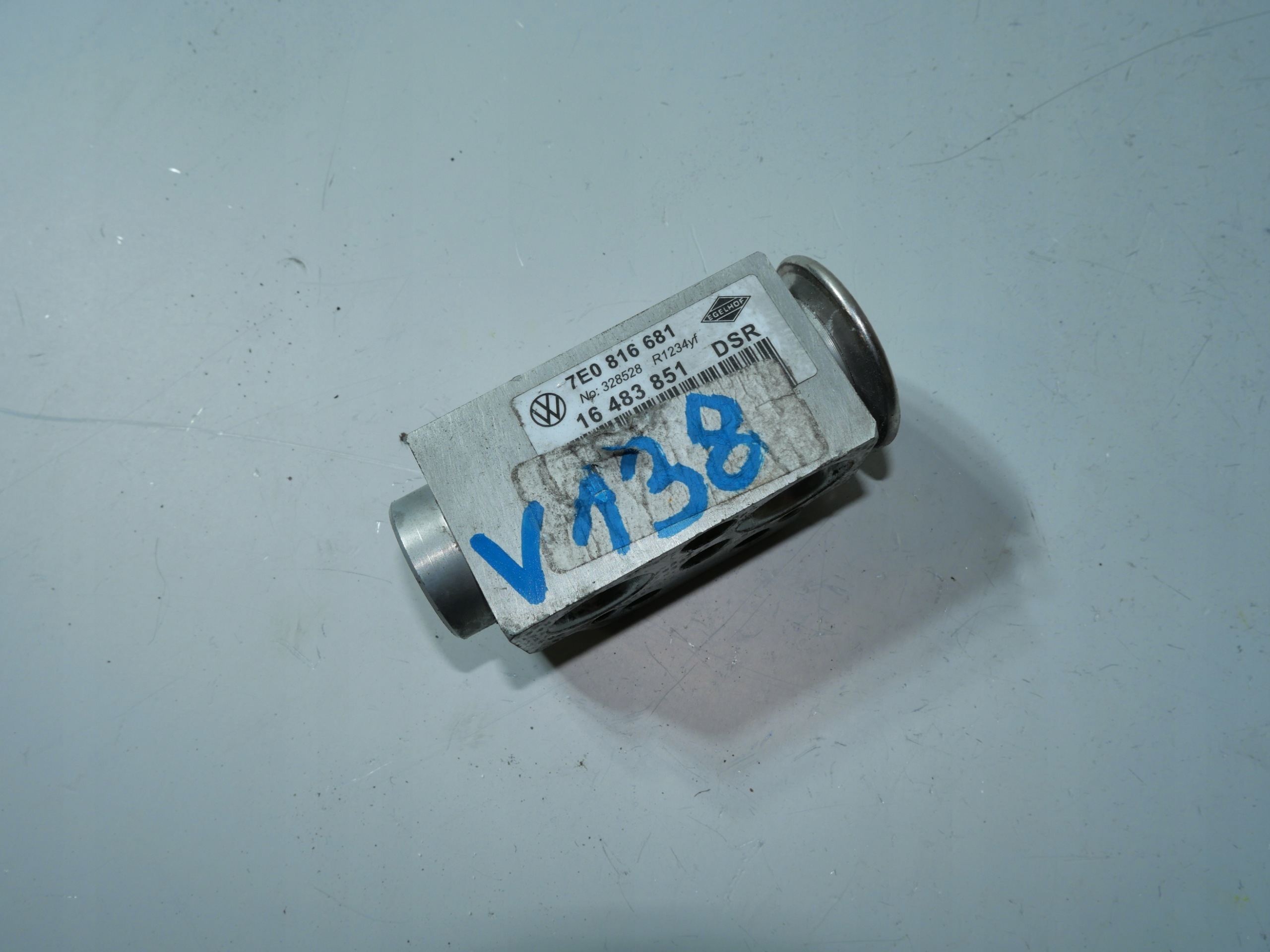 valve ROZPREZNY VW T5 T6 7E0816681