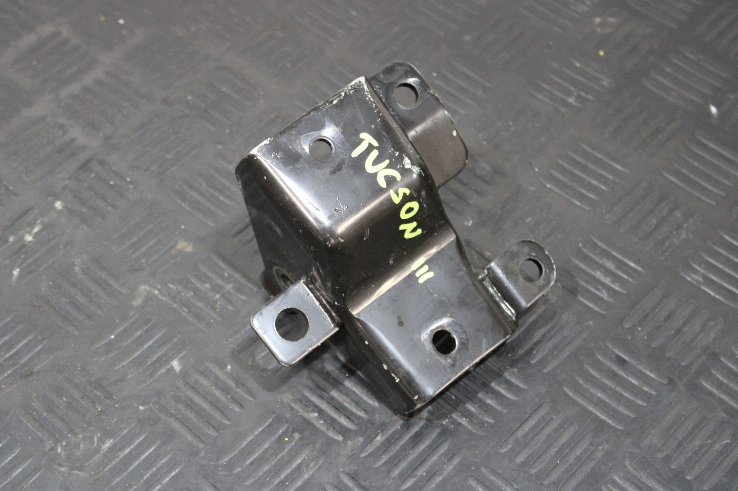 Support Support plaque Moteur HYUNDAI TUCSON III 3 1.7 CRDI